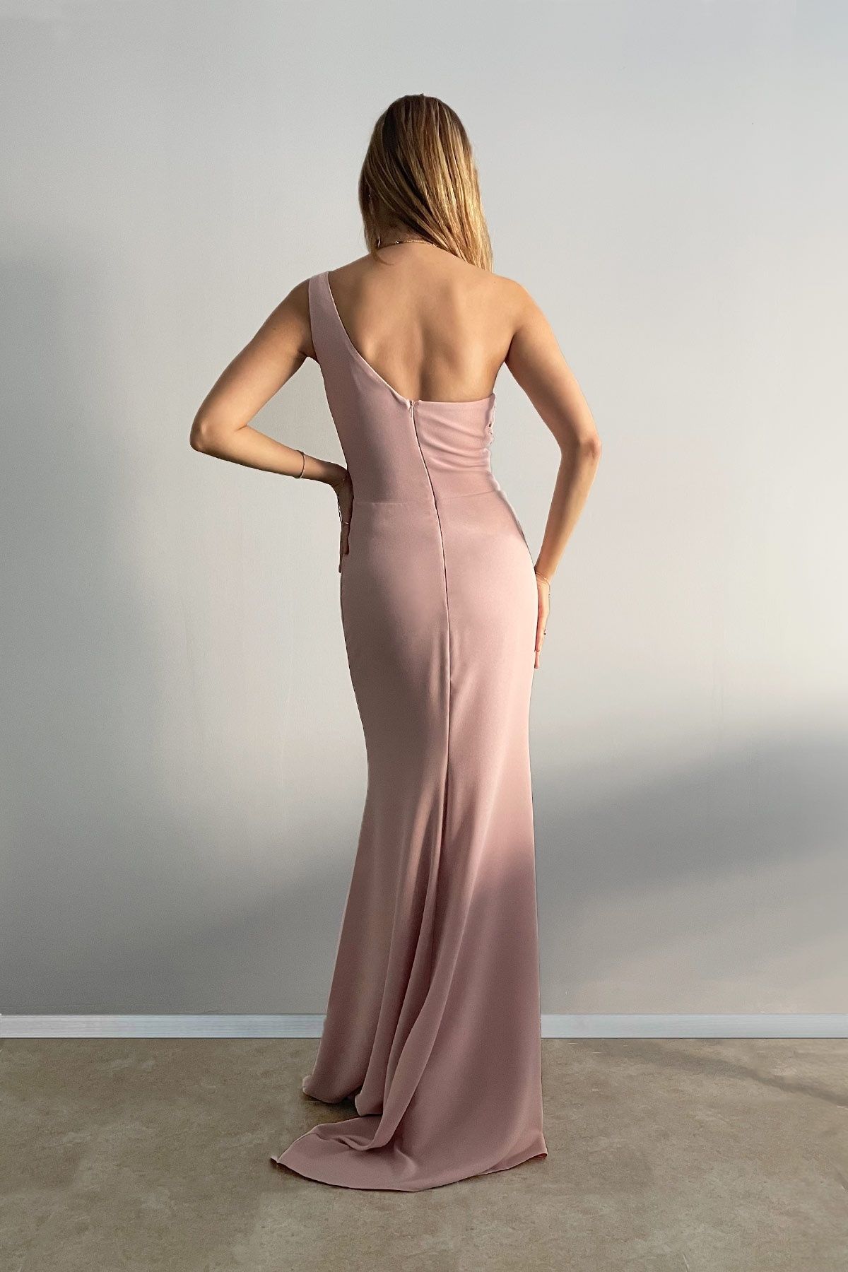 INVIDIA-One Shoulder Drape Detail Slit Evening Dress 3