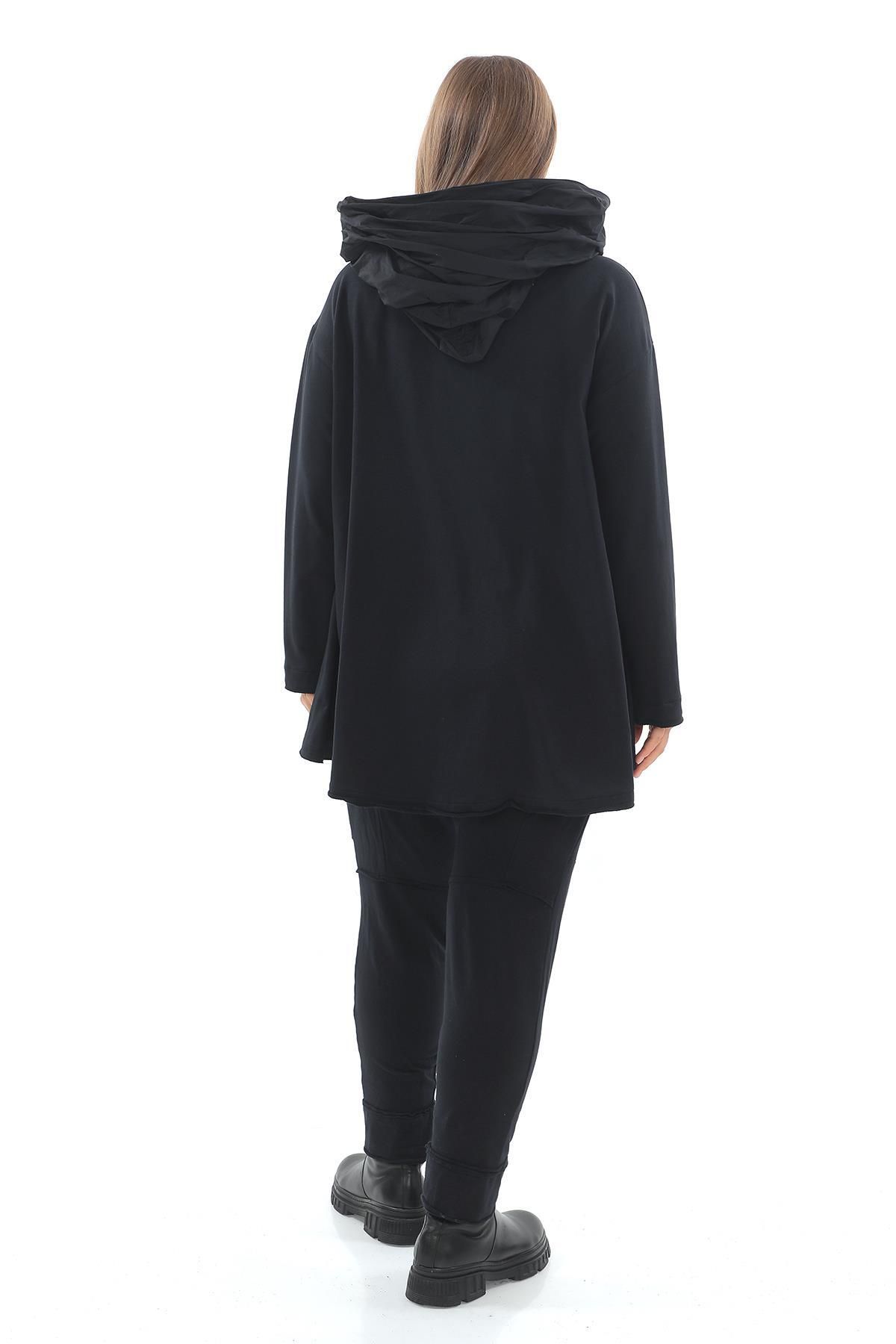 Zedd+ Plus-Black Jacket - 23677 Model 4