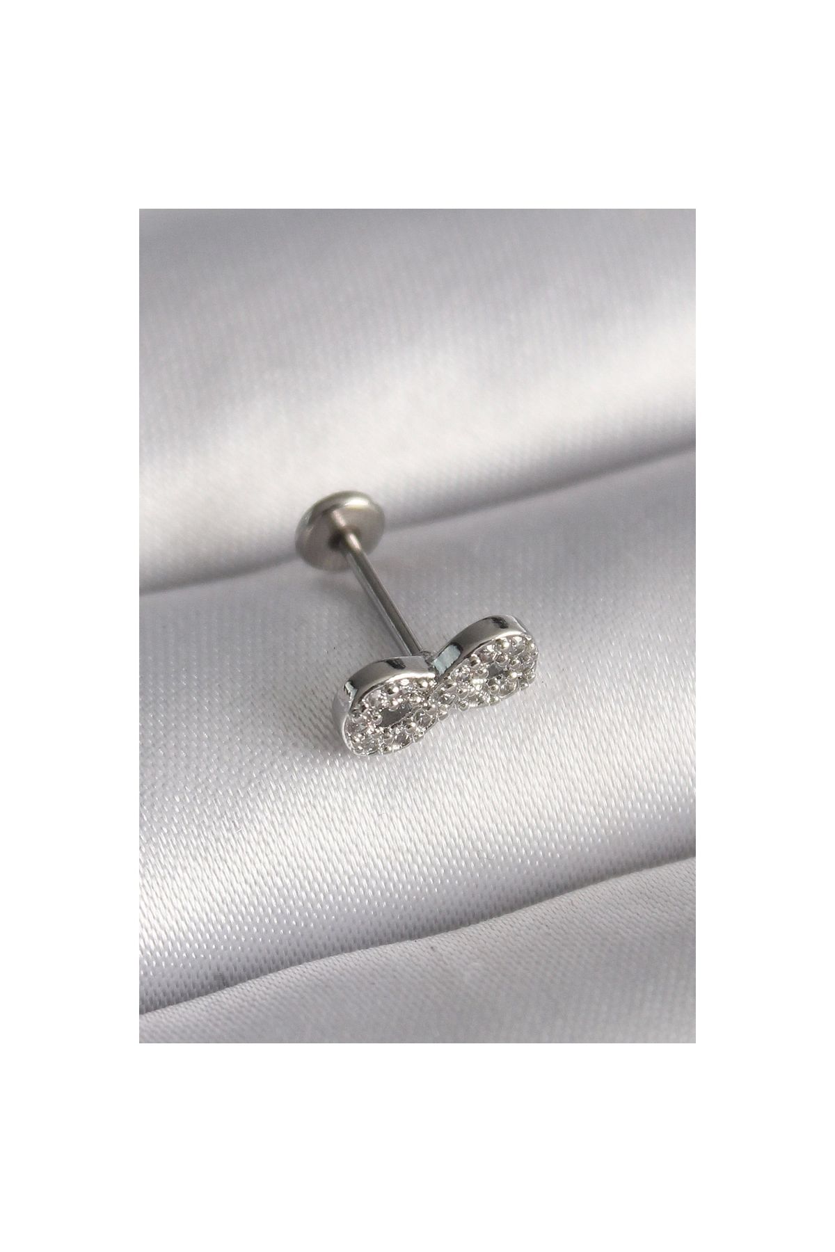 Narnuga 316L Çelik Gümüş Renk Zirkon Taşlı Sonsuzluk Model Tragus Piercing - TJ-PR1345