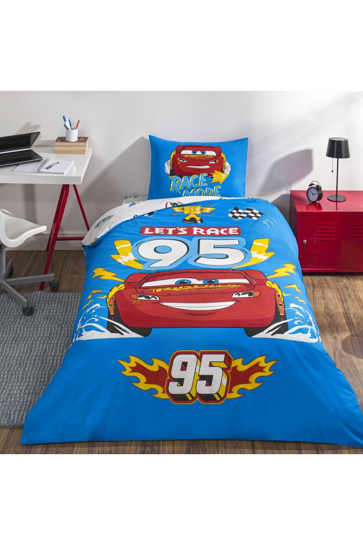 Taç Taç Lisanslı Disney Cars Let' s Race Tek Kişilik Pamuk Nevresim Takımı