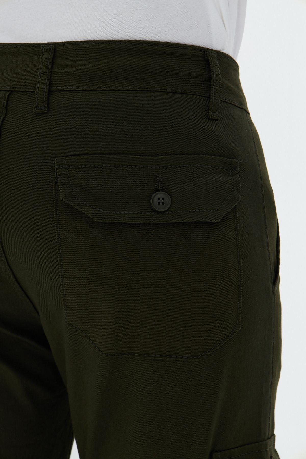 Oyga-Pantaloni cargo pentru bărbați, slim fit, cu buzunare laterale, cu centură în talie, cu picioare drepte 6