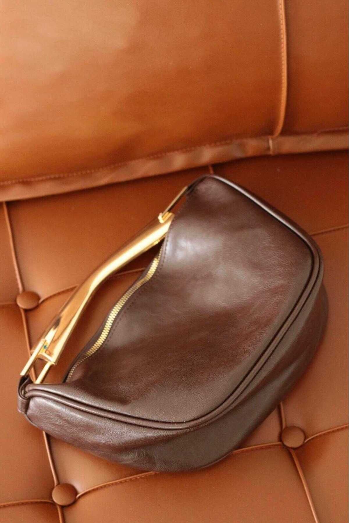 EMNORA-Bitter Brown Lavin Bag with Metal Handle 3