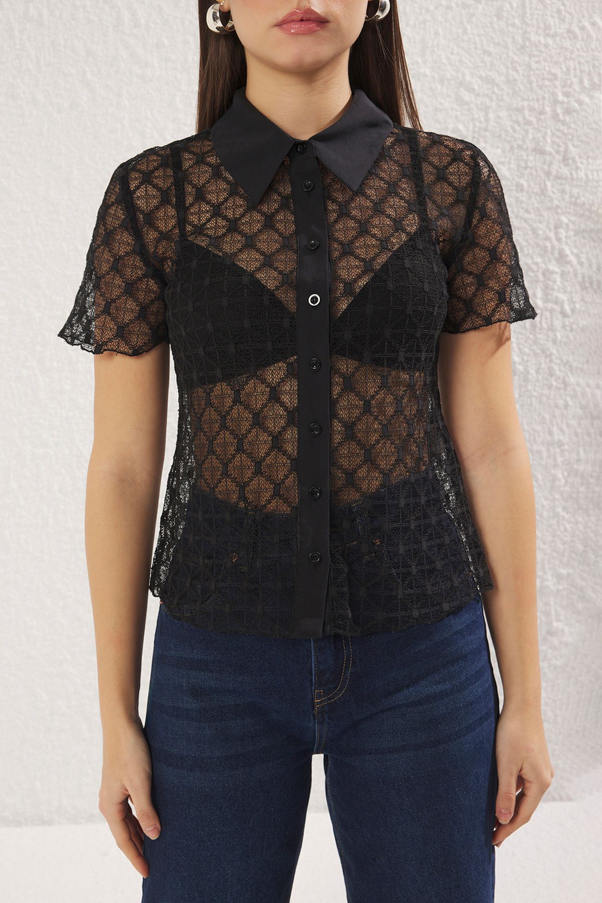 Trendyol Collection-Black Lace Fabric Half Sleeve Regular Regular Fit Woven Shirt Twoss25Go00092 3