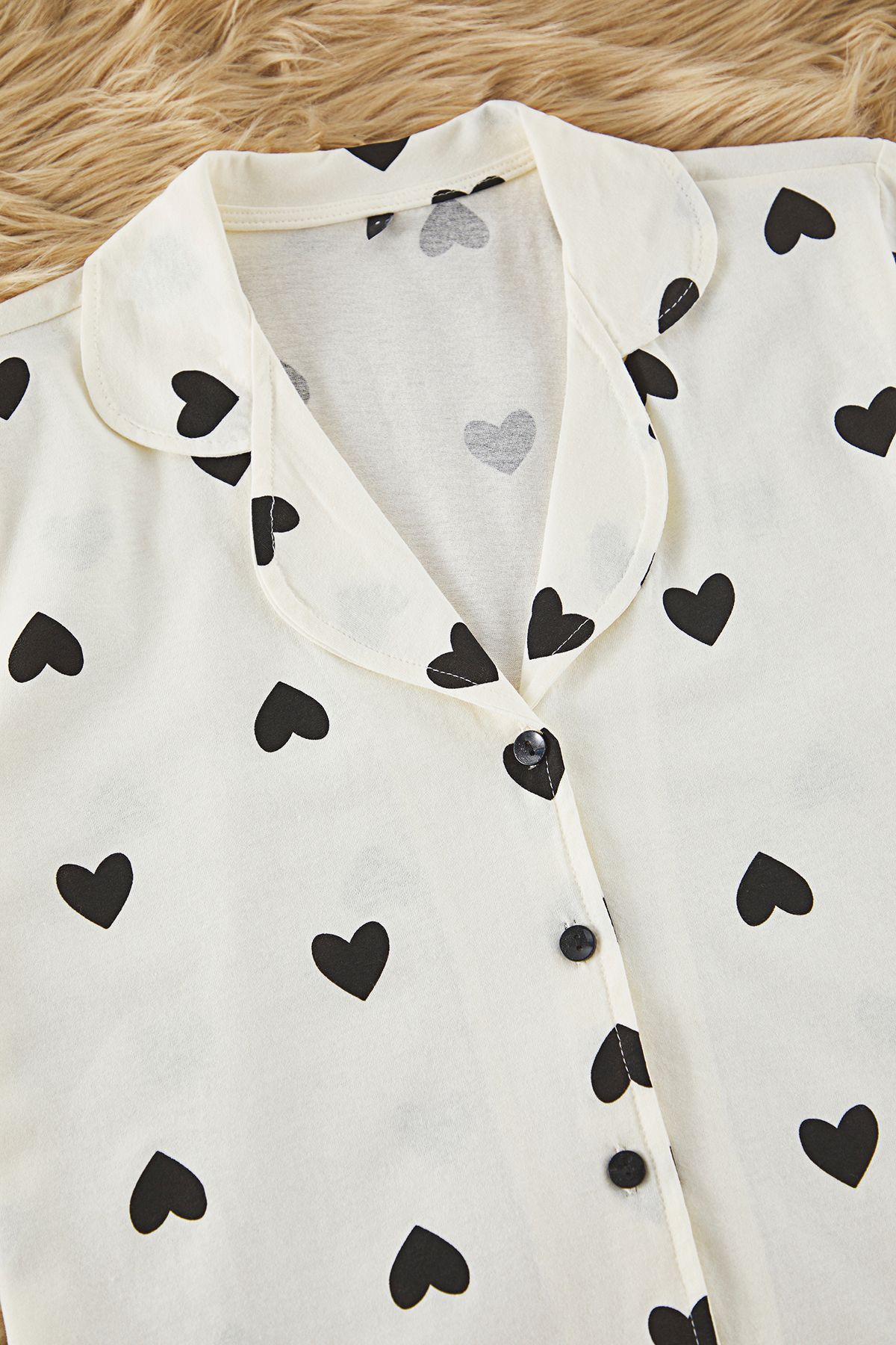 Trendyol Collection-Heart Ecru rövidnadrág pizsama szett - 100% pamut THMSS21PT0756 6