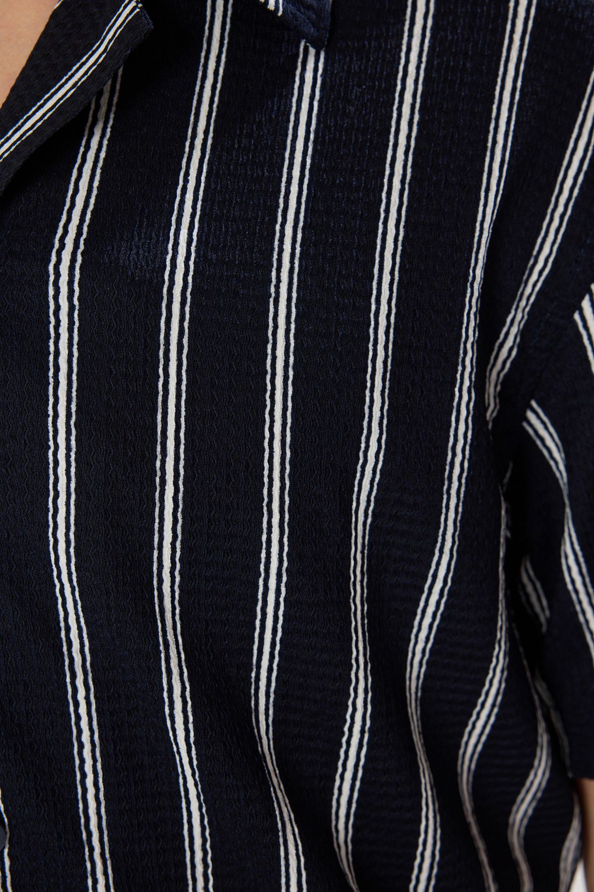 Trendyol Collection-Navy Blue Wrapped Stripe Summer Shirt - Regular Fit, Short Sleeve Tmnss25Go00014 5