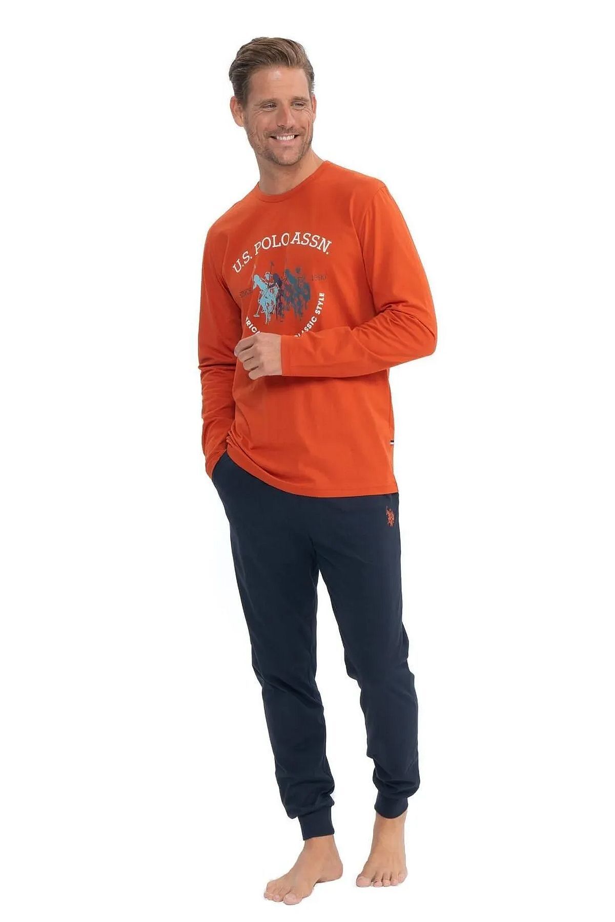 یو اس پولو ست لباس خواب مردانه آستین بلند یقه گرد کش دار U.S. Polo Assn. 18832 - نارنجی
