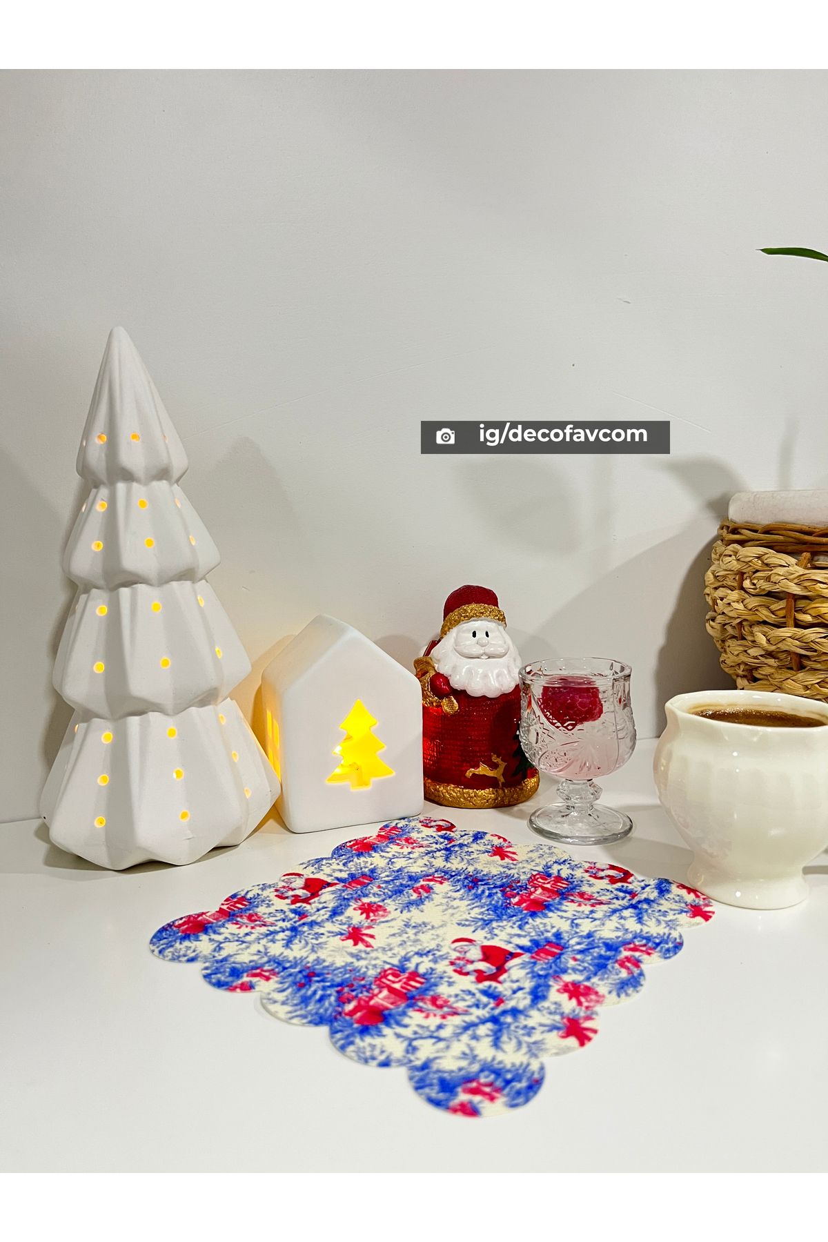 decofav-Άγιος Βασίλης Πρωτοχρονιάτικο Toile de Jouy Σχέδιο Laser Cut Υφασμάτινη Χαρτοπετσέτα Κοκτέιλ 1 τεμάχιο 1