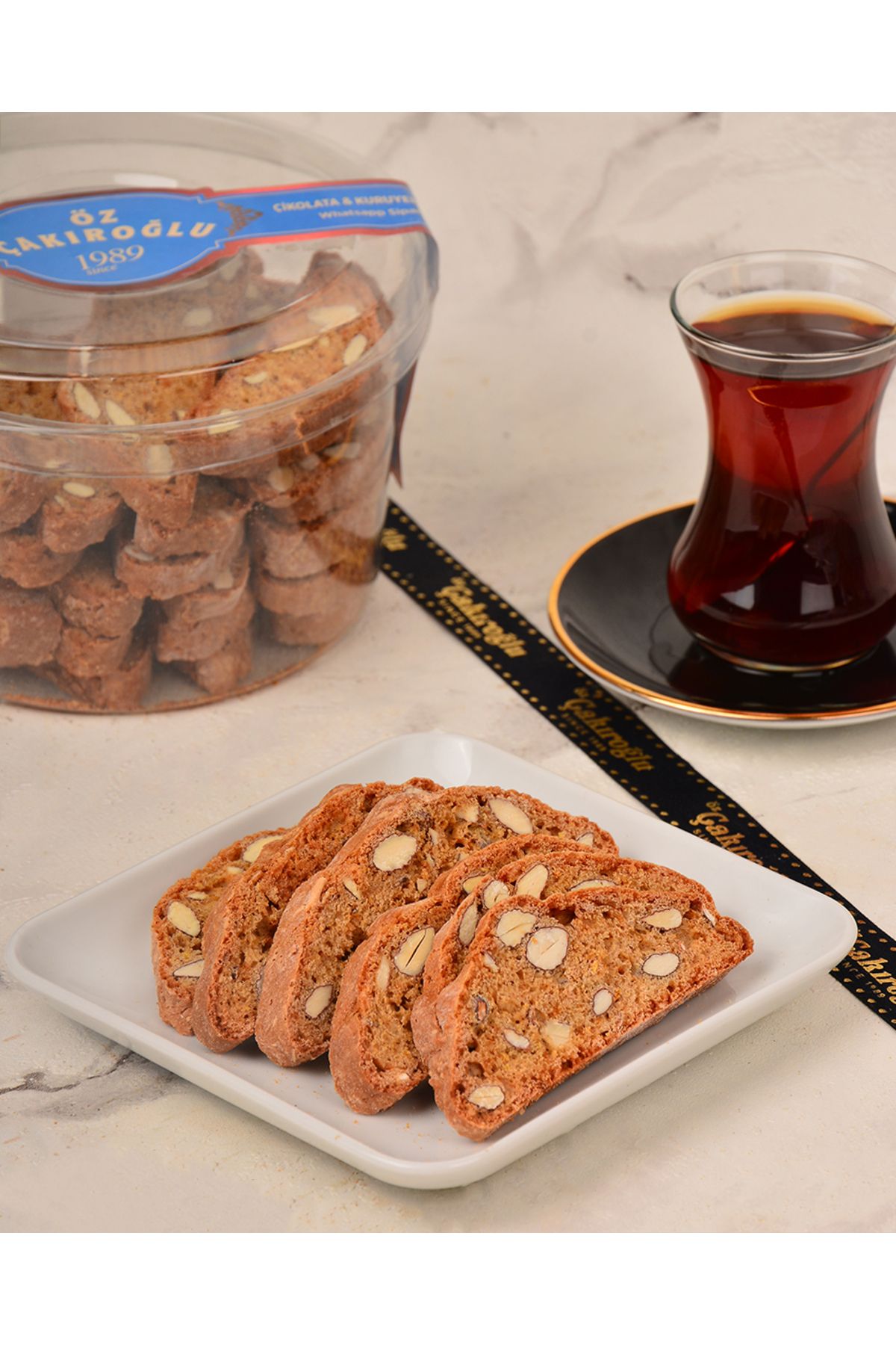 Öz Çakıroğlu Portakallı Tarçınlı Bademli Biscotti 500 gr