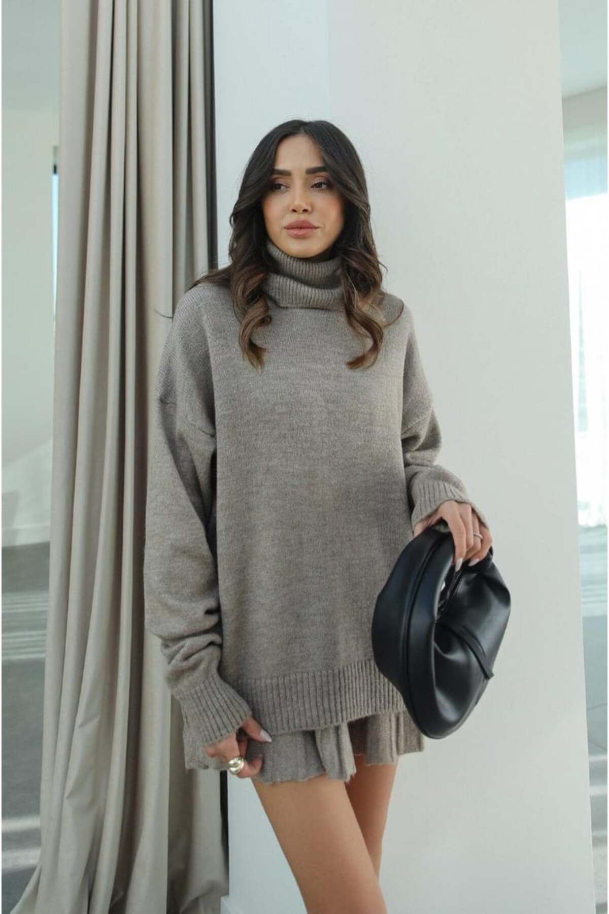 Ensemble jupe mini plissée et col roulé en tricot pour femme - Vison - Görsel 3