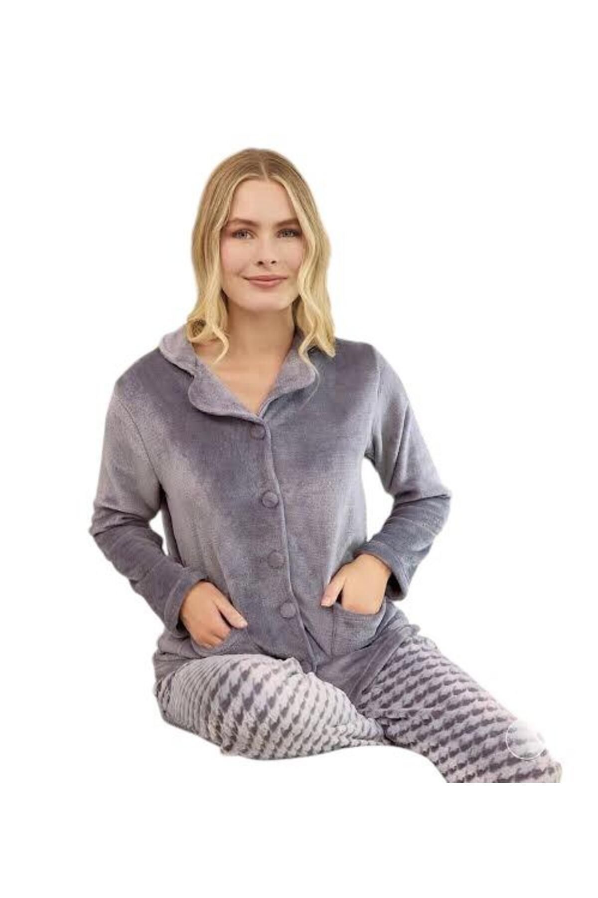 ROYAM Aydoğanlar Kadın Wellsoft Peluş Önü Düğmeli Pijama Takımı 240700