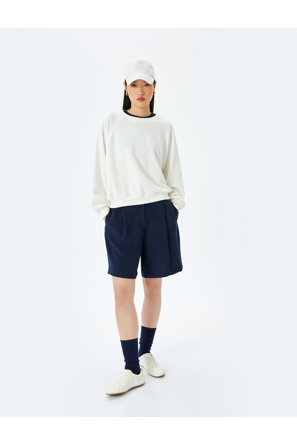 Koton KT - Bisiklet Yaka Uzun Kollu Basic Oversize Sweatshirt