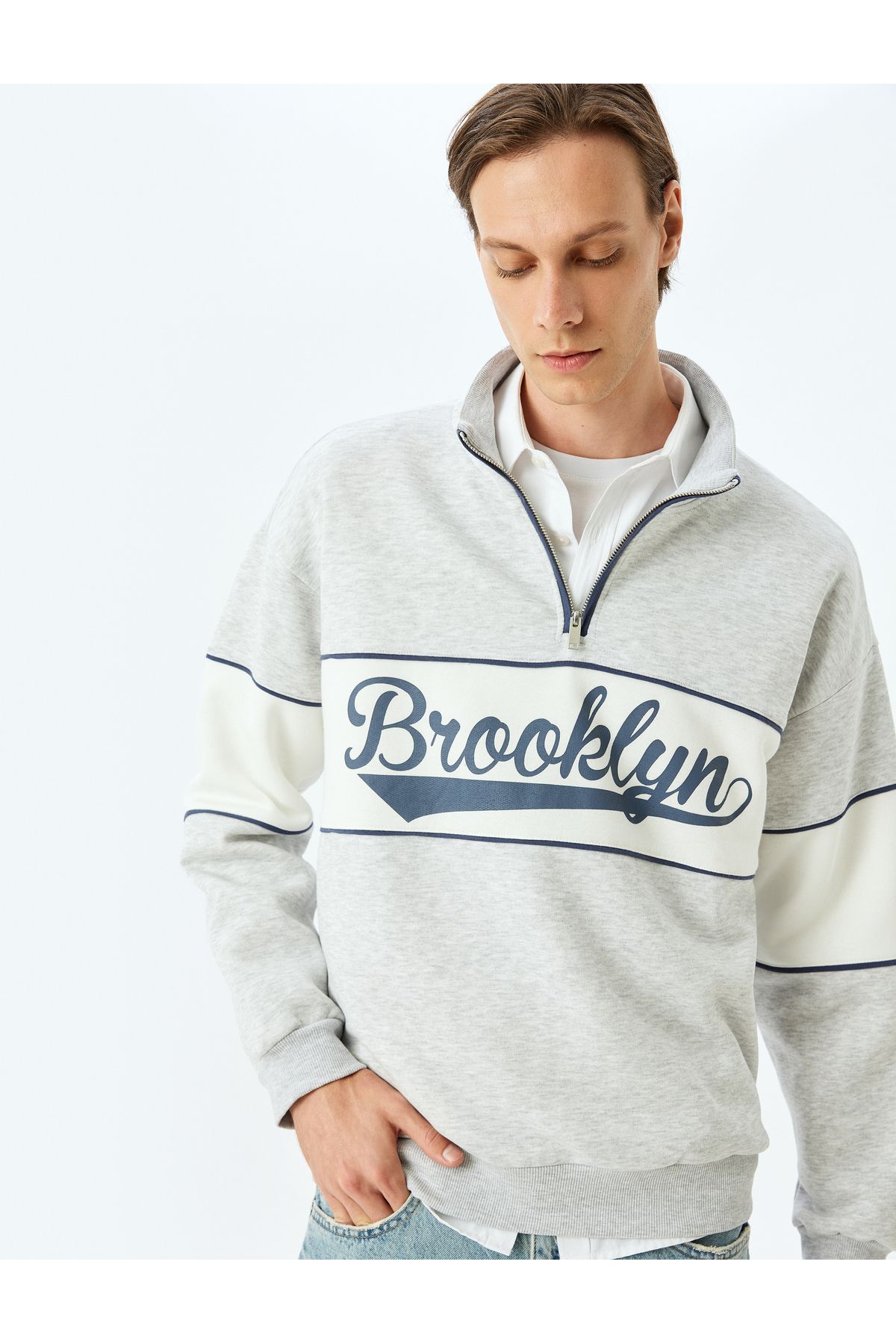 Koton KT - Kolej Baskılı Yarım Fermuarlı Renk Bloklu Şardonlu Pamuk Karışımlı Oversize Sweatshirt