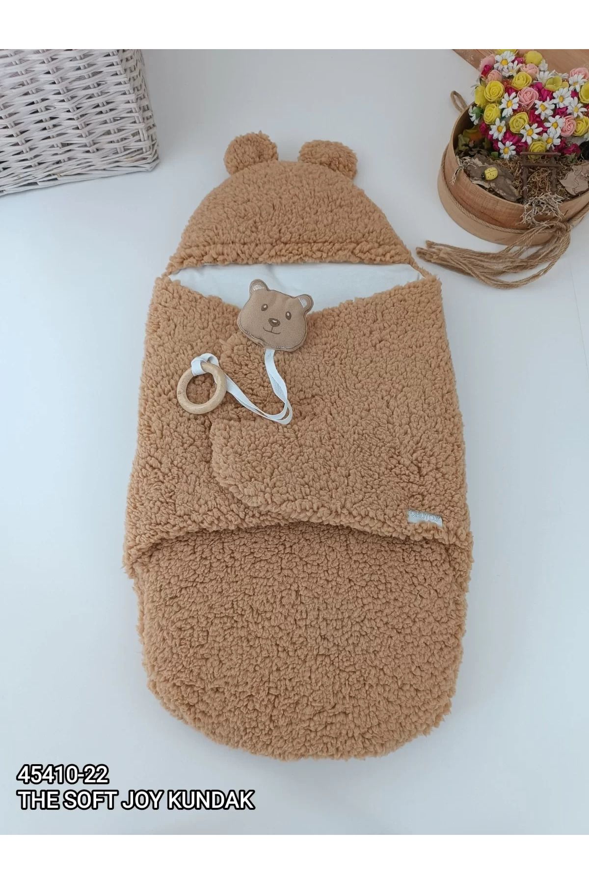 BABY WEAR Yenidoğan Kulaklı Şapkalı Açılır Kucaklı Cırt Kapamalı  Kundak Kahverengi