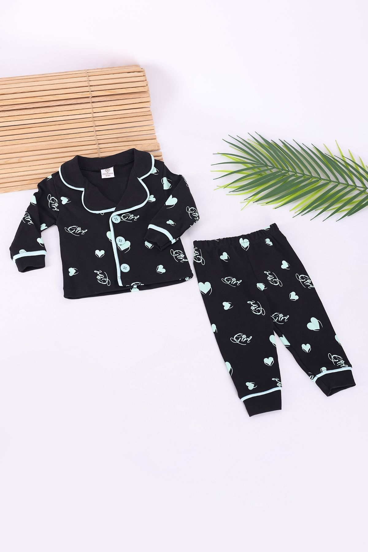 VaVbaby-100% Cotton Double Breasted Lapel Front Buttoned Green Heart Black Seasonal Baby Pajamas Set (Age) 1