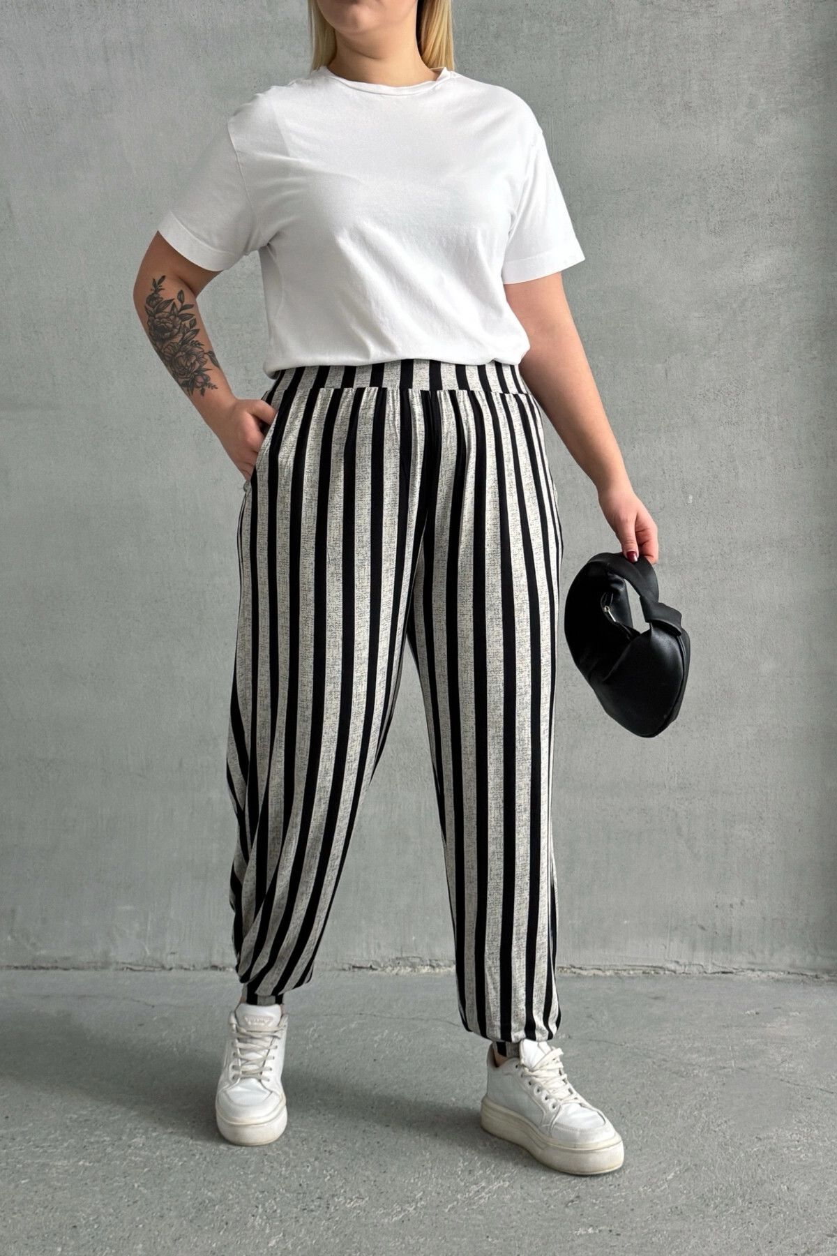 Stil Diva-Plus Size Elastic Waist and Leg Striped Pocket Trousers 89-70 7