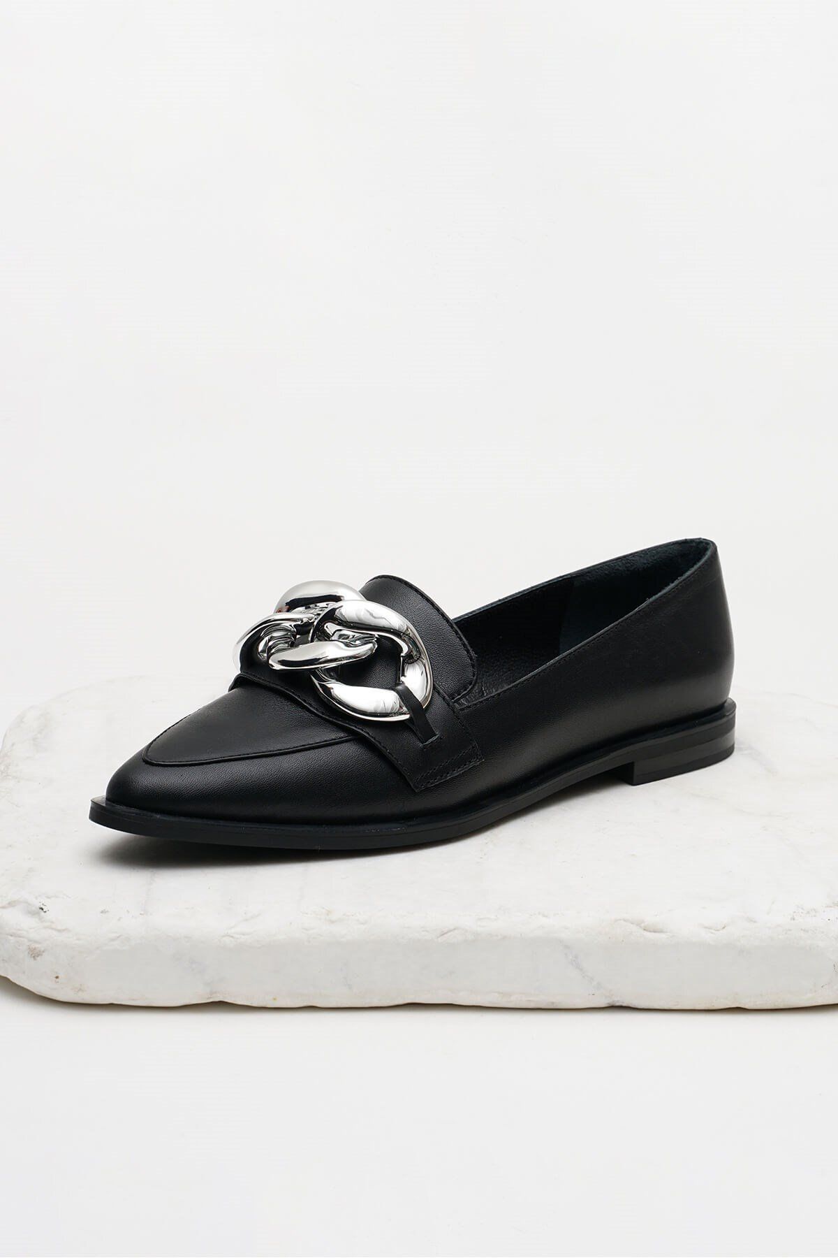 لوفر مشکی زنانه سیاه Gianna Color Chain Accessory Loafer Daily Flat Mio Gusto