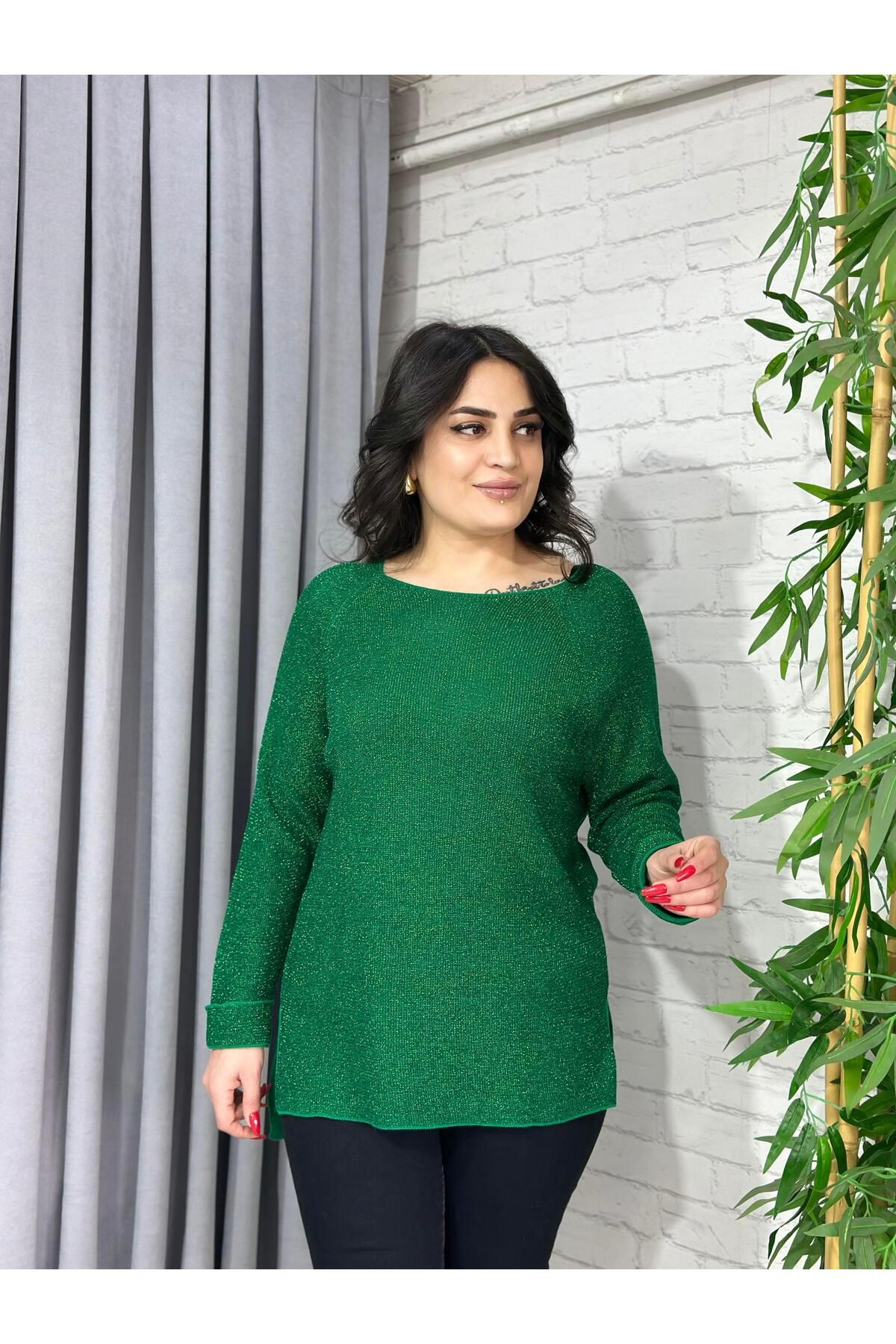 Aysel Boutiquee Rue Yeşil Bisiklet Yaka Kollar Katlamalı Triko Bluz  A031