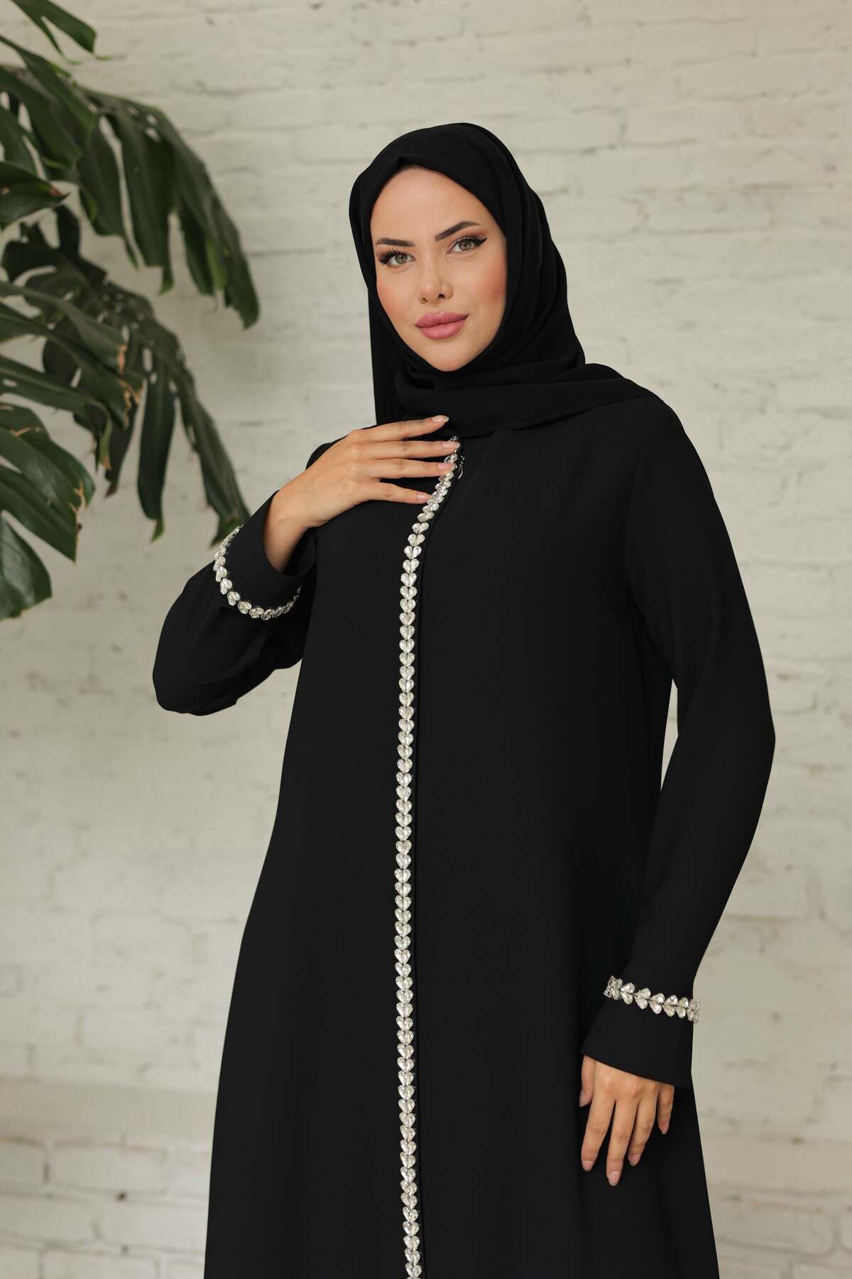 Butik Kristal Kalp Model Siyah Ferace