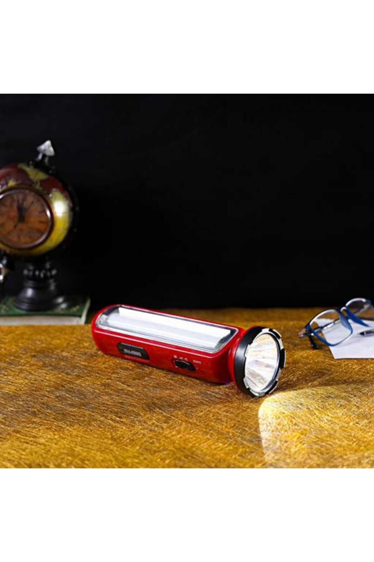 Geepas-مصباح طوارئ قابل لإعادة الشحن 2 في 1 مع مصباح LED - 16 مصباح LED عالي الطاقة ومضيء للغاية 4