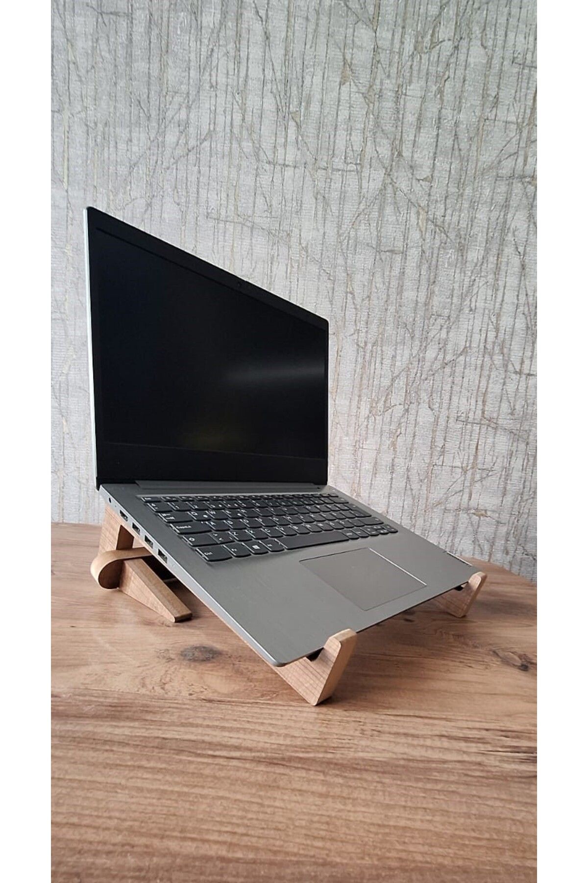 soylu concept Ahşap Laptop Yükseltici Laptop Standı Tüm Modellerle Uyumlu Taşınabilir Notebook Standı MDF