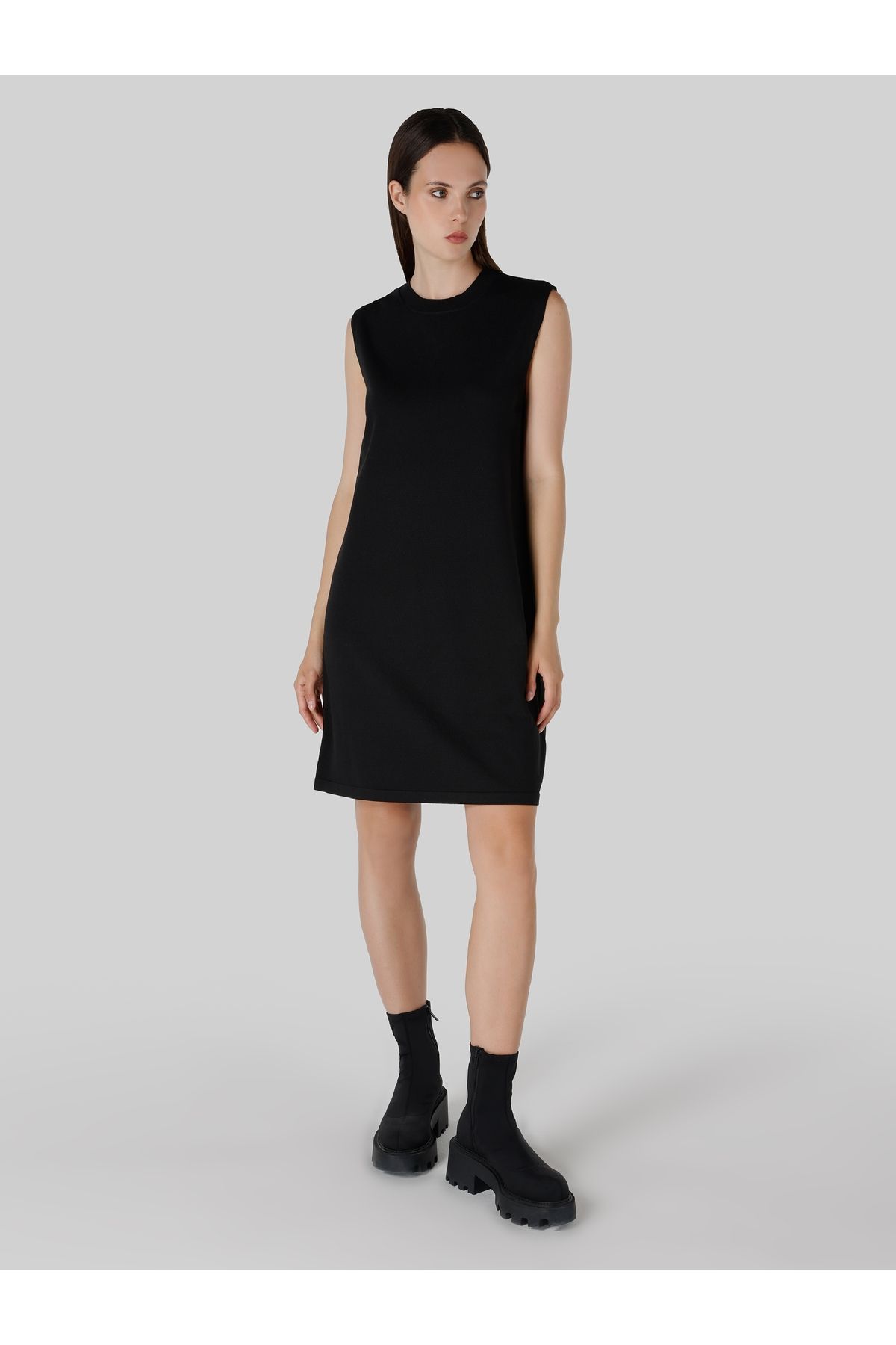 Colin's-Black Knitwear - Slim Fit Women's Dress 3