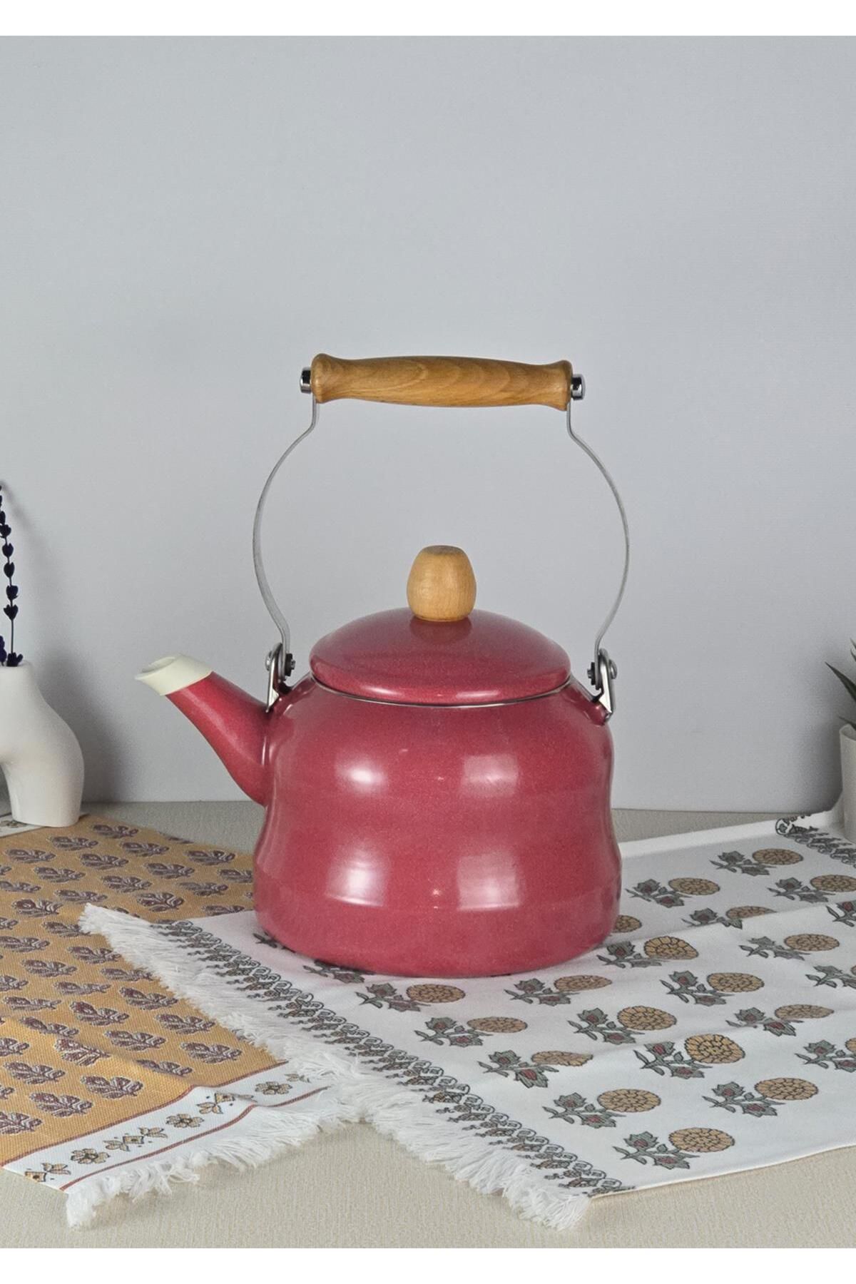 HomeTarz Alev Vintage Demlik - Ahşap Saplı Emaye Çaydanlık, Suluk - 2.5 Litre