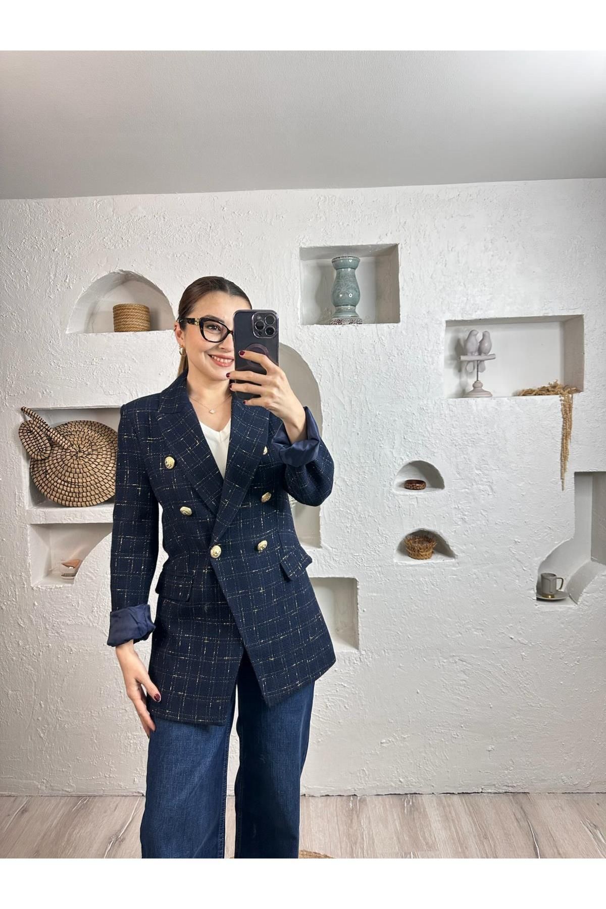 BUĞU BUTİK ÇİZGİ DETAY TÜVİT BLAZER 46511