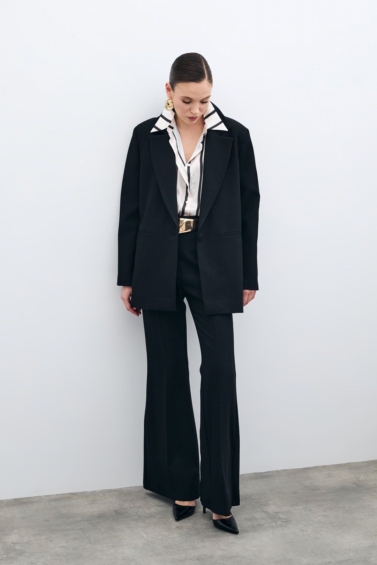 Sateen-Front Single Button Long Jacket - Black 7