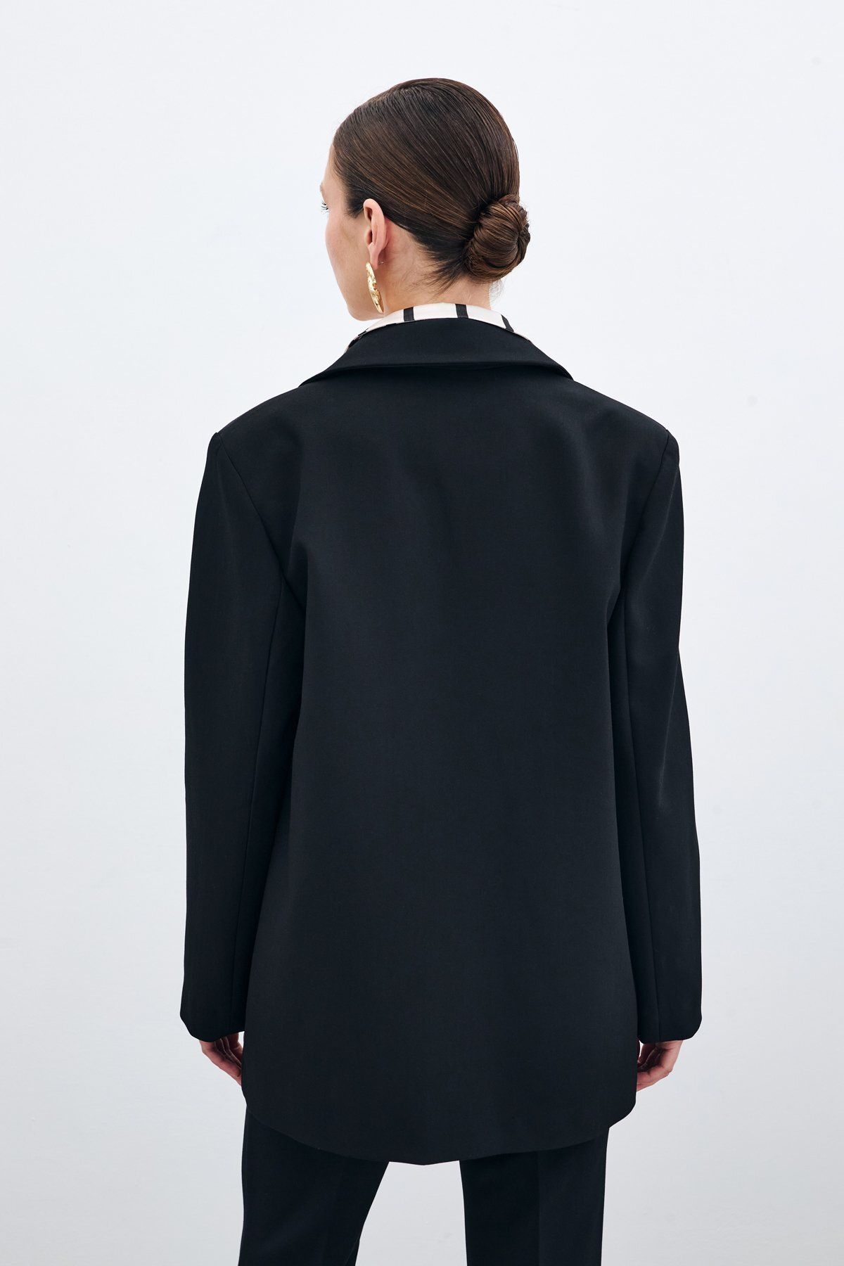 Sateen-Front Single Button Long Jacket - Black 8