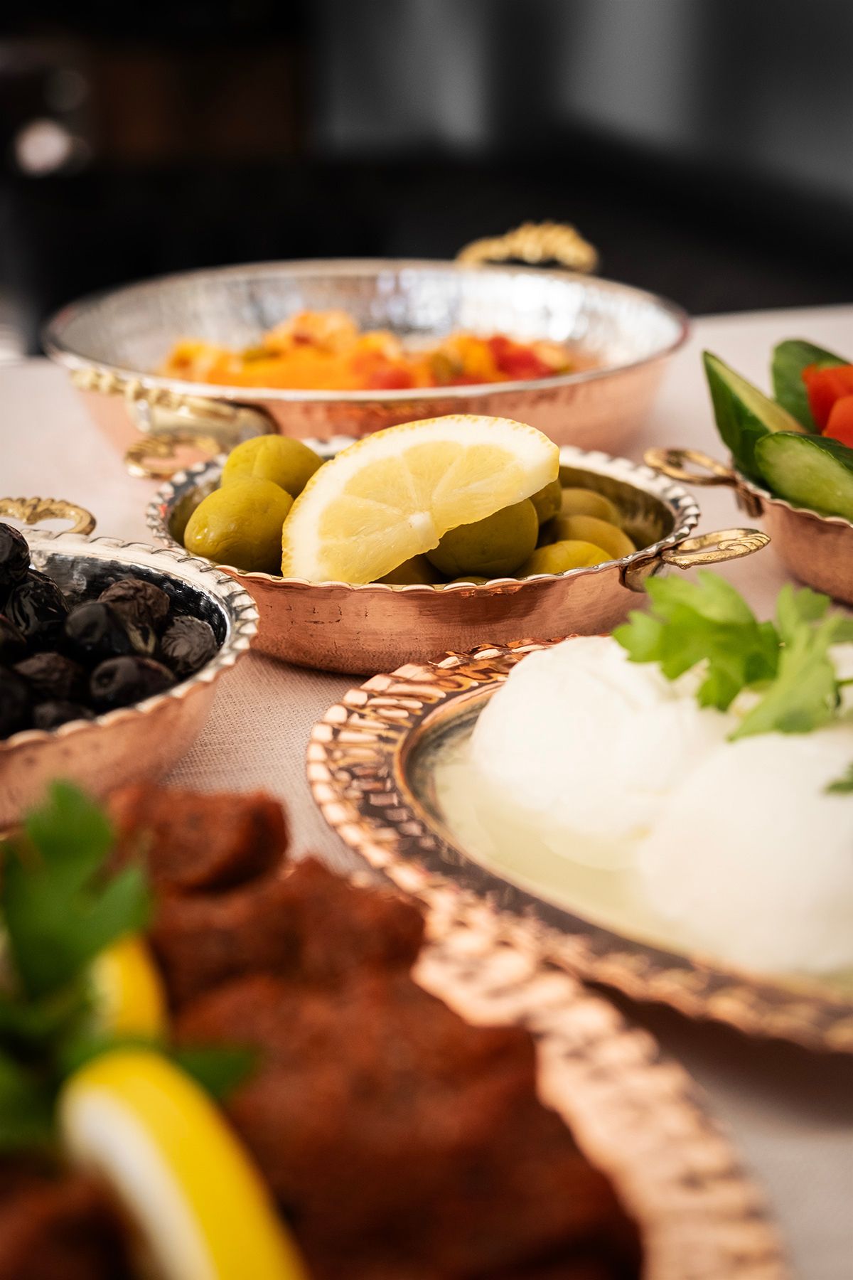 ANTEP DÜNYASI-طبق تقديم نحاسي 1 قطعة 8