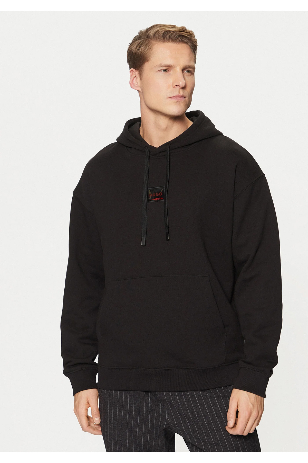 هوگو سویشرت مردانه آستین بلند کلاه دار طرح لوگو برند سایز معمولی، کد ۵۰۵۲۴۳۱۸-۰۰۱