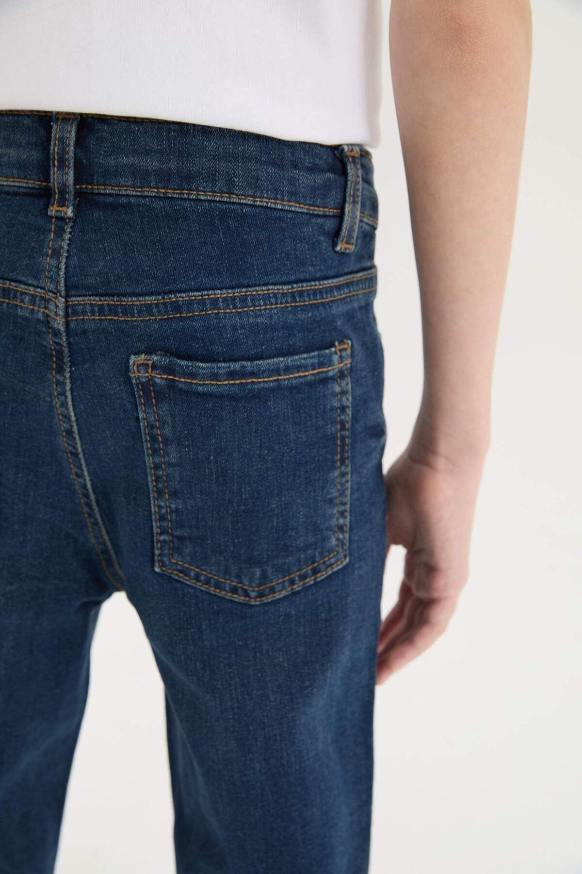 شلوار جین آبی پسرانه و بچگانه BOY JEAN NM28 MID Defacto