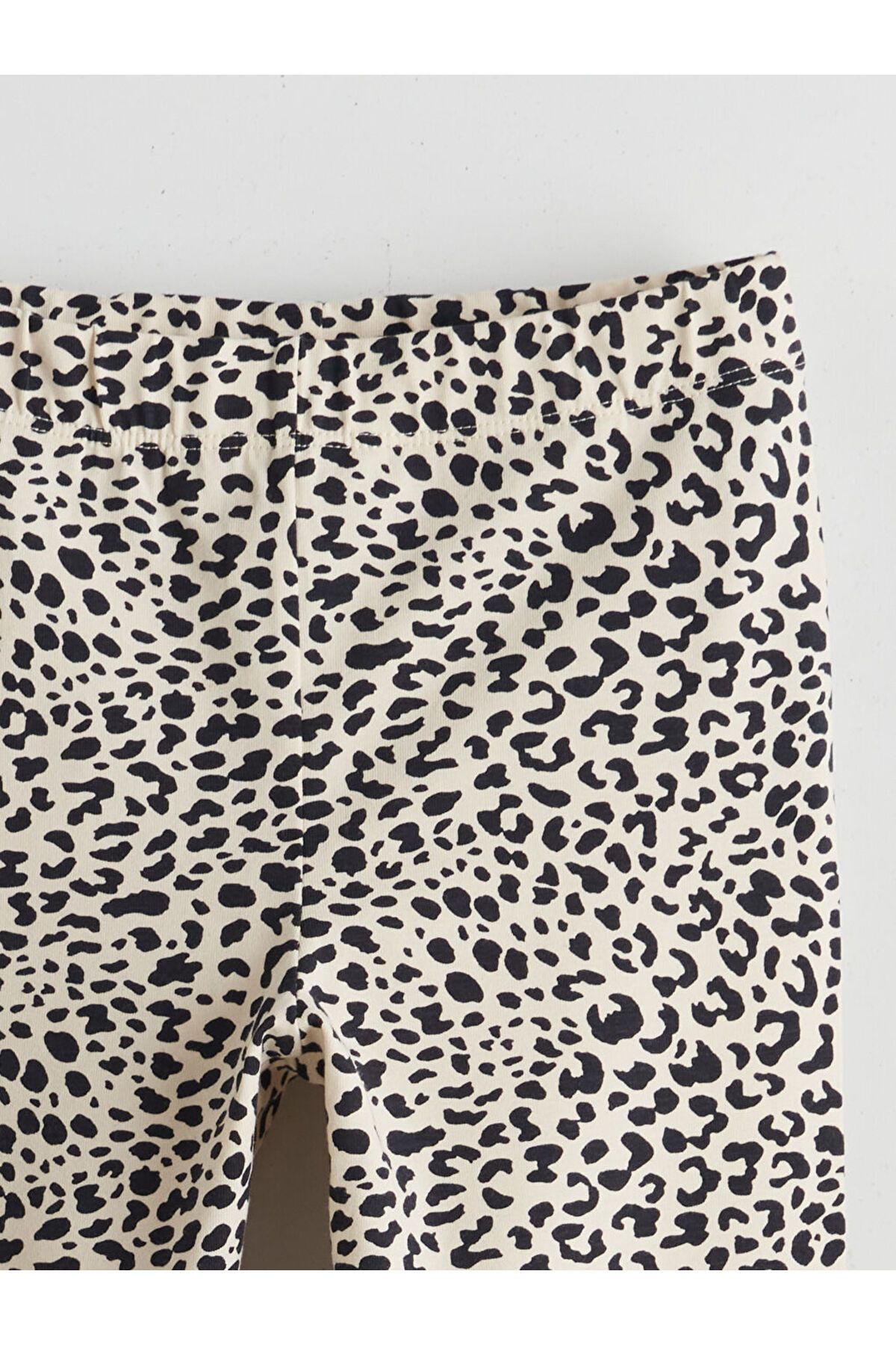 LC Waikiki-Leopard Patterned Girl's Leggings with Elastic Waist 3