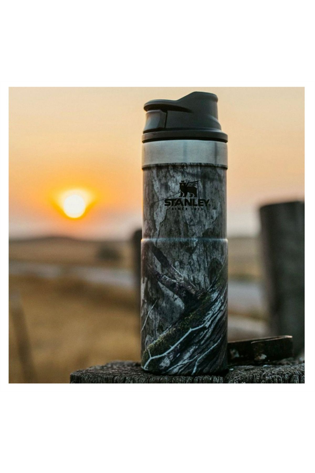 فلاسک استنلی مدل Classic Trigger Action Mossy Oak با ظرفیت 0.47 لیتر - چند رنگ Stanley