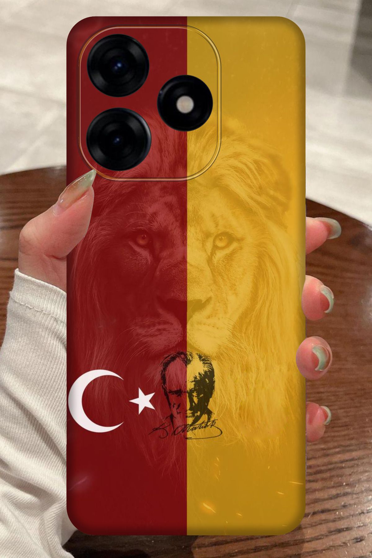 realme C63 Uyumlu Futbol Takımı - Aslan Desenli Kamera Korumalı HD Baskılı Silikon Kılıf