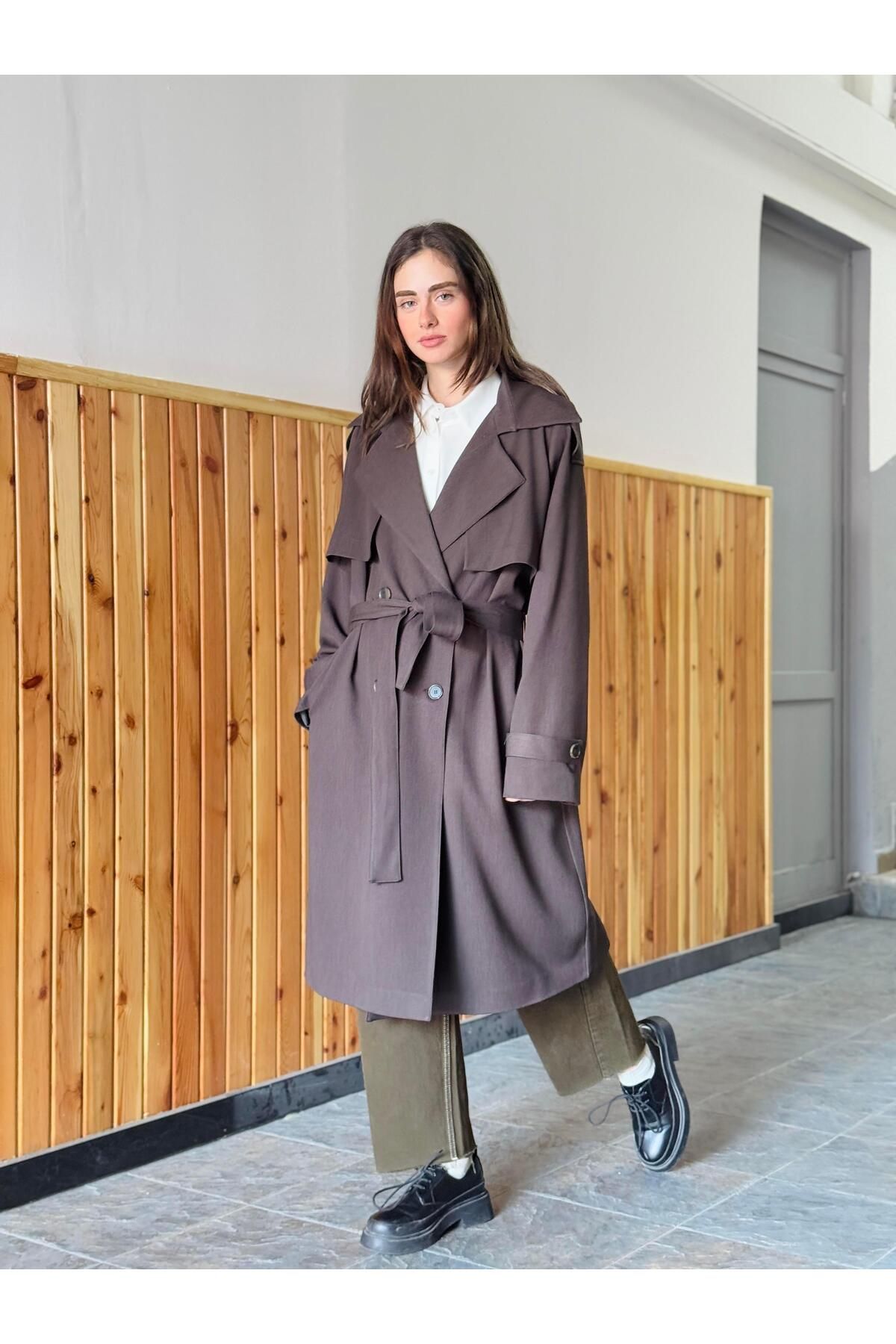 Retrobird Tasarım İngiliz Pelerin Model Trenchcoat Ceket Kadın Koyu Kahverengi