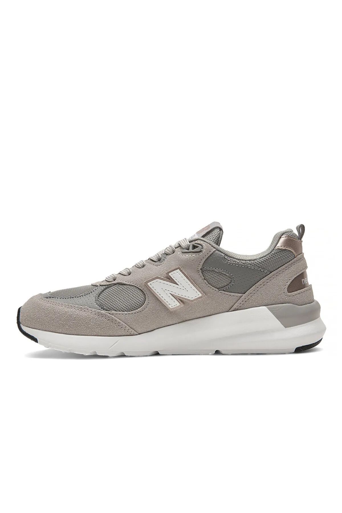 اسنیکر نود زنانه 109 لباس روزانه بژ New Balance