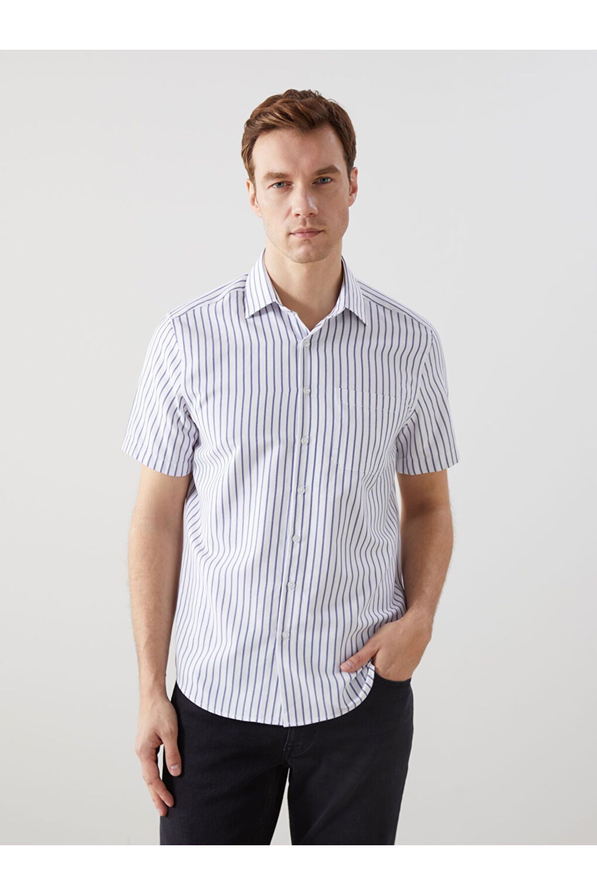LC Waikiki Regular Fit Kısa Kollu Çizgili Erkek Gömlek