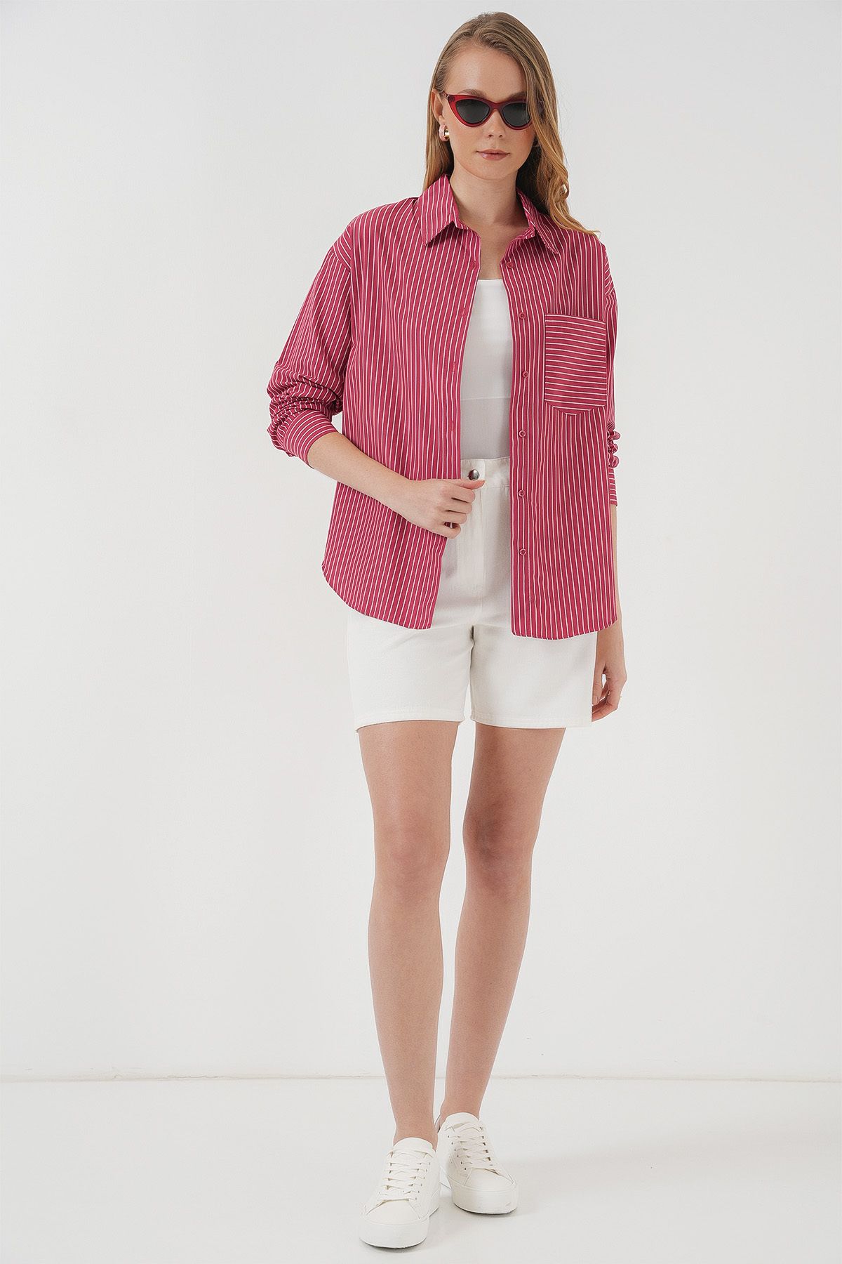 complete the look image
