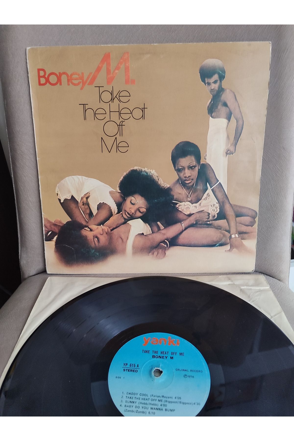 Plakperest BONEY M. - Take The Heat Off Me  - 1976 Türkiye Basım LP Albüm Plak 2.el