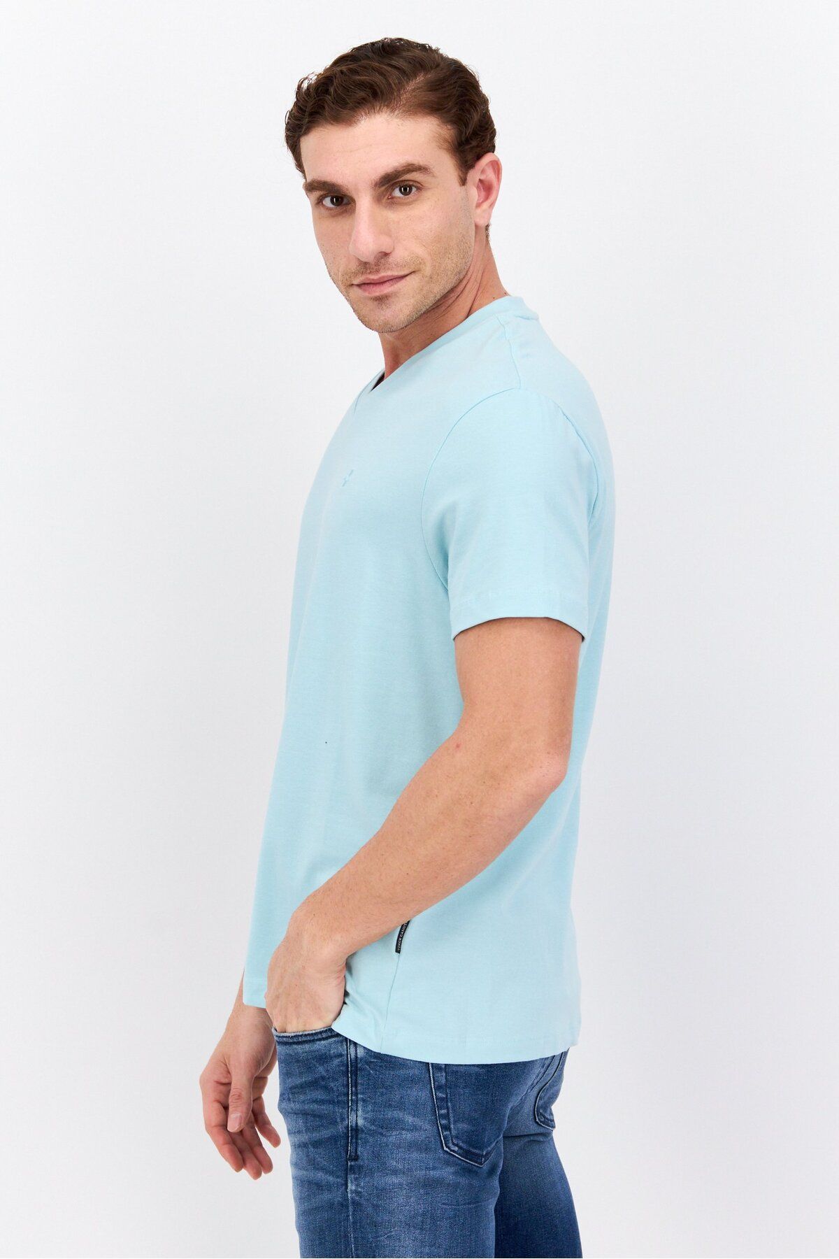 Vince Camuto-Men V  Neck Short Sleeves Brand Logo T-Shirt, Turquoise 2