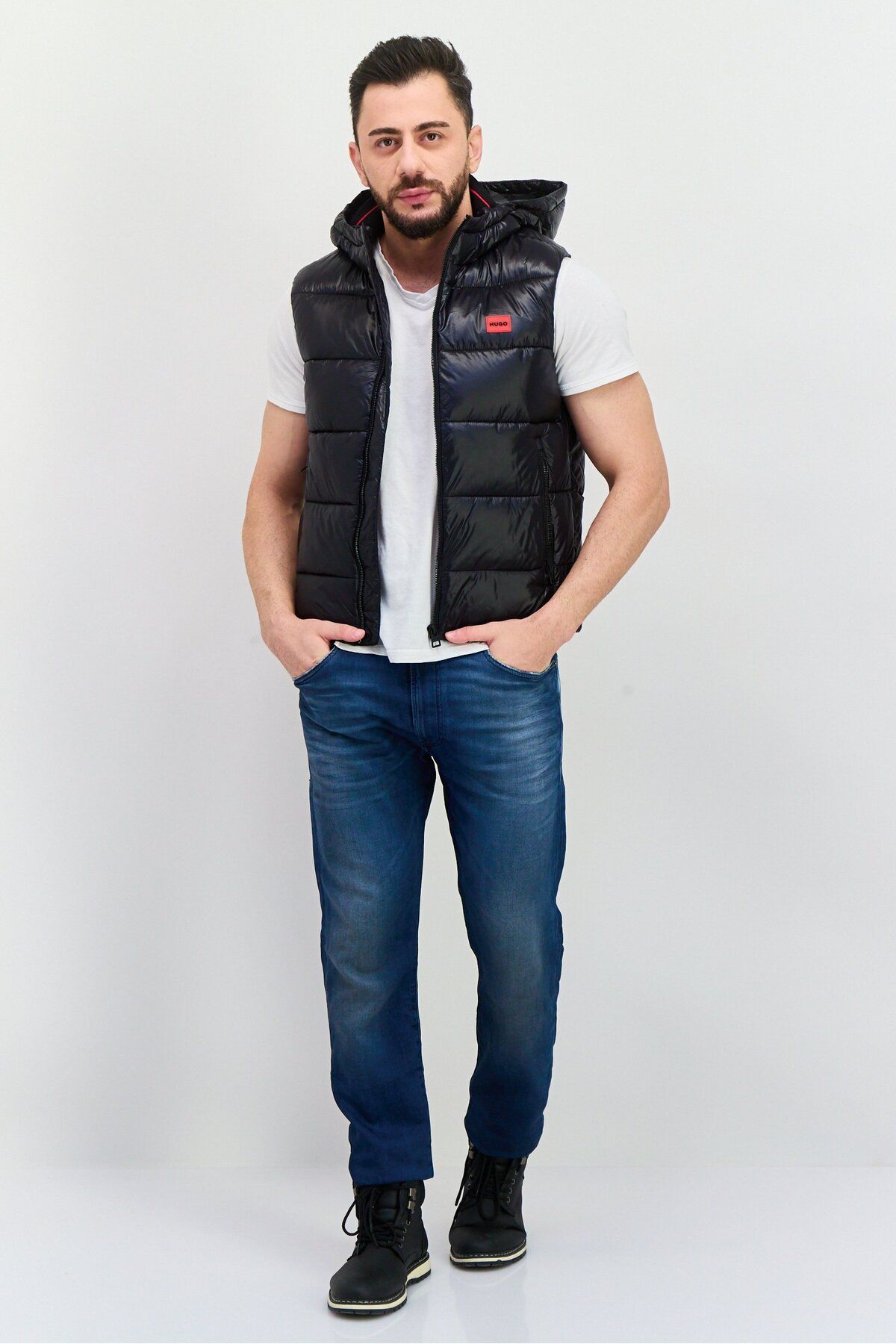Hugo Boss-Men Quilted Hooded Sleeveless Vest Jacket, Black 4