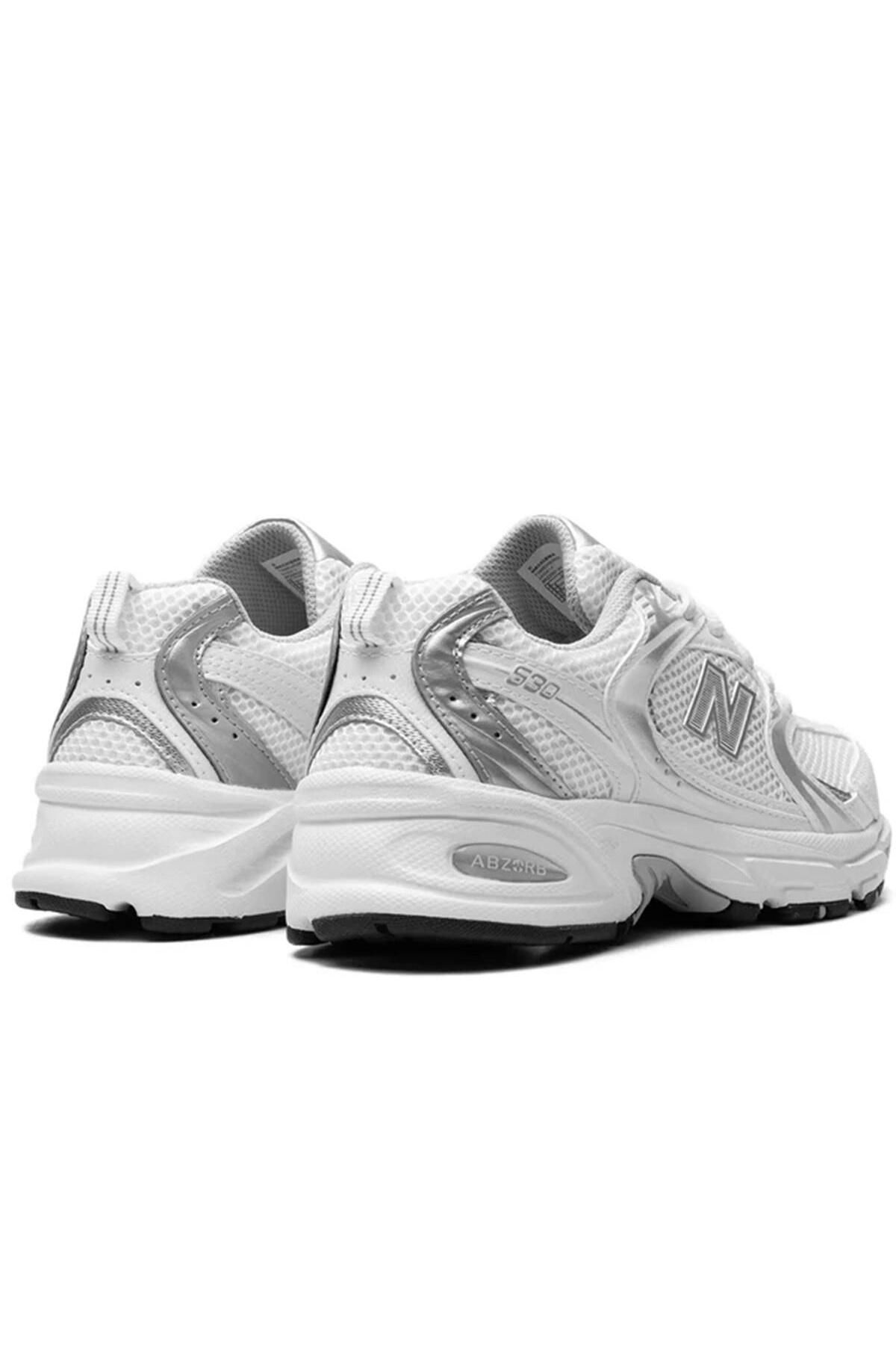 اسنیکر سفید مردانه و زنانه 530 اورجینال New Balance