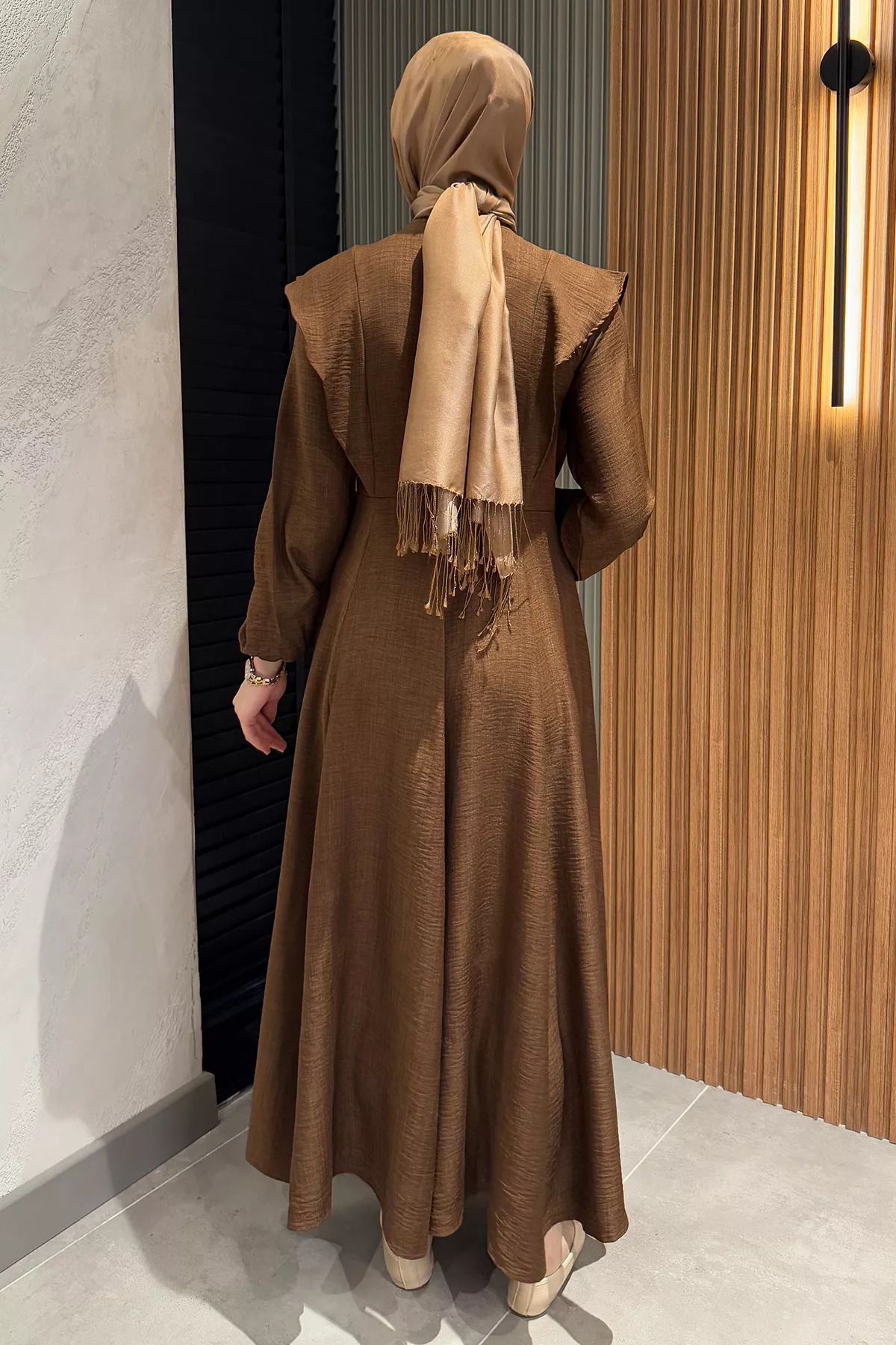 julude-Brown Rose Detailed Hijab Flared Dress 4