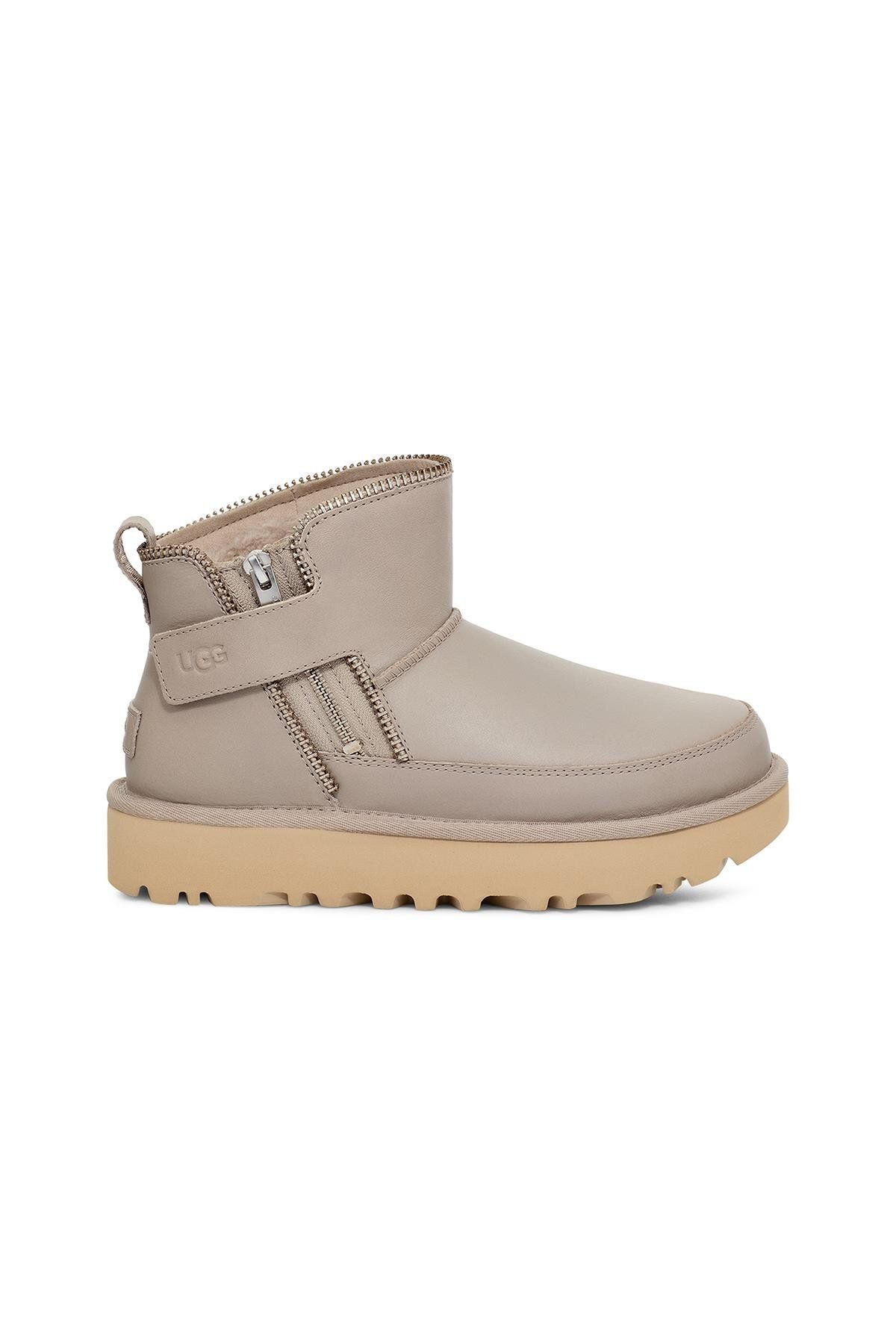 UGG W CLASSIC MINI MOTO BOOT PUMICE 1164690