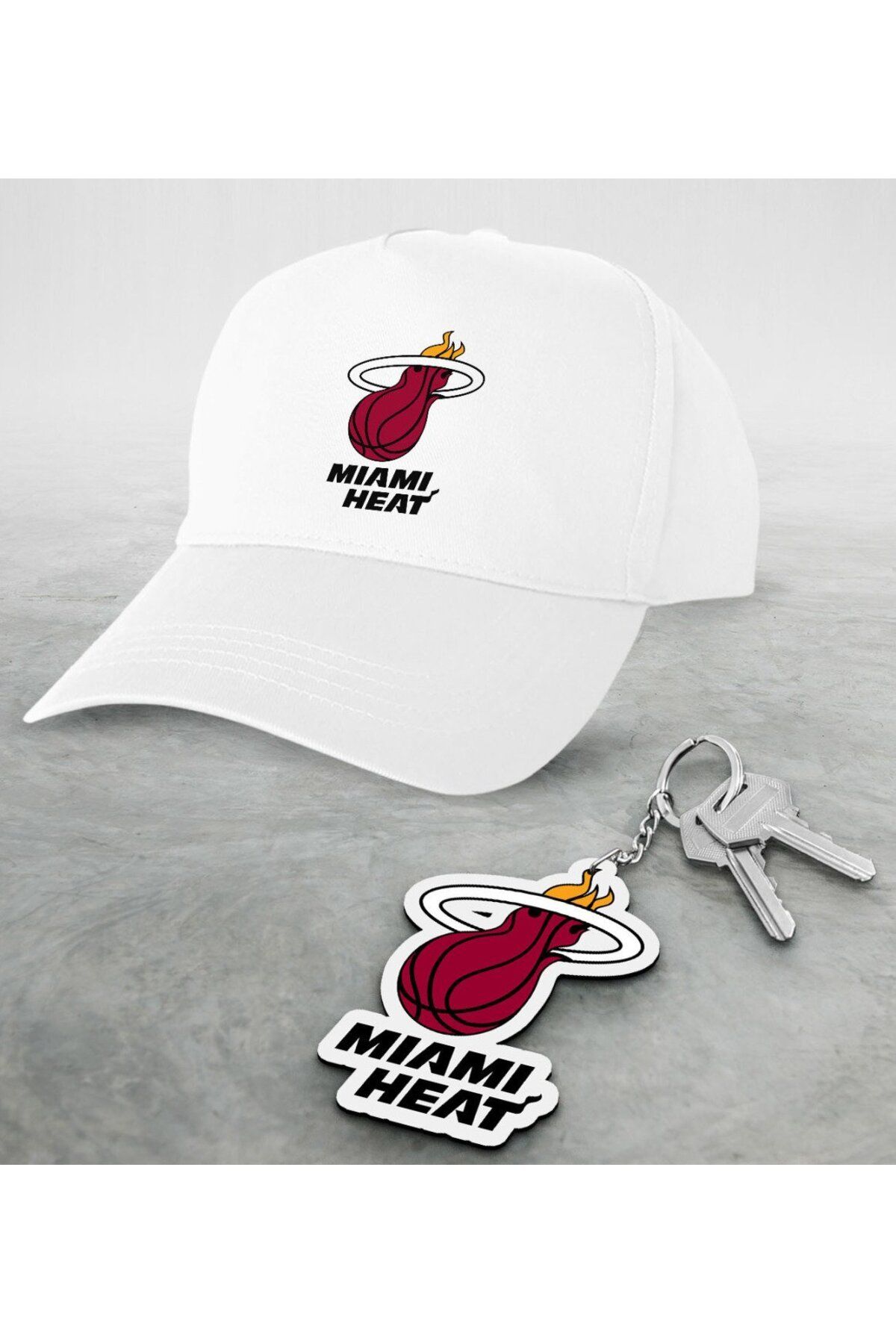 Bk Gift Miami Heat Beyaz Şapka ve Ahşap Anahtarlık Seti