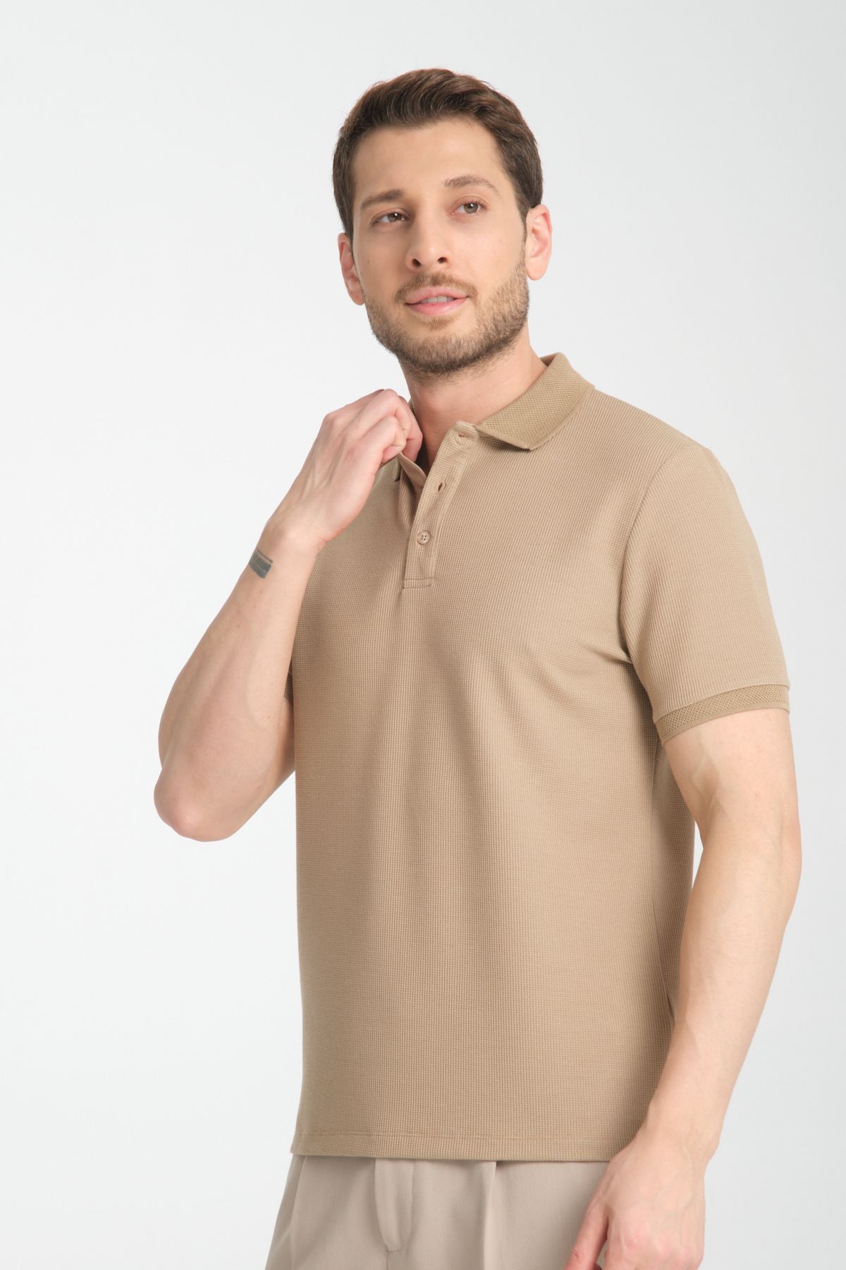 Frappoli Walfer Erkek Bej %100 Pamuk Waffle Çekmeyen Kumaş Slim Fit Kıvrılmaz Polo Yaka Tişört