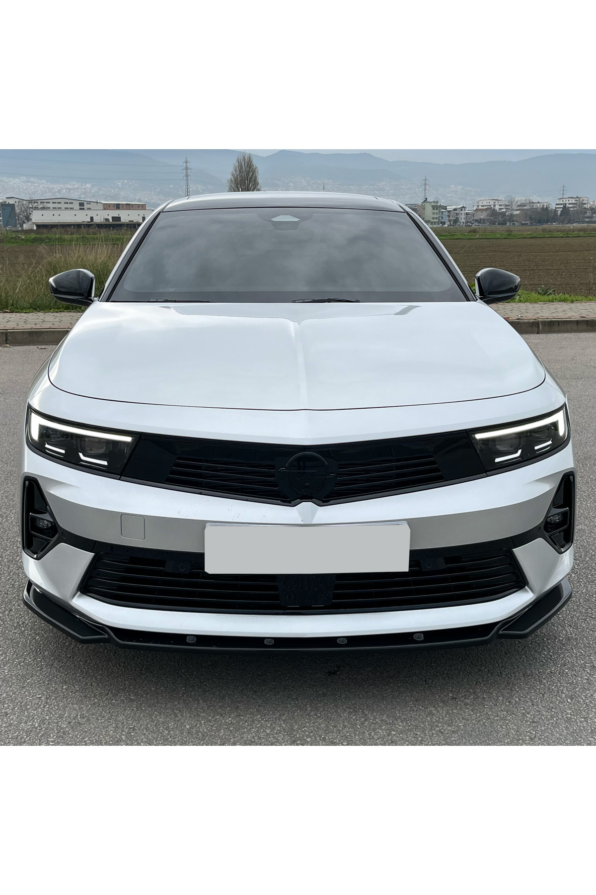 Opel Astra L Ön Lip (plastik) (Piano Black)