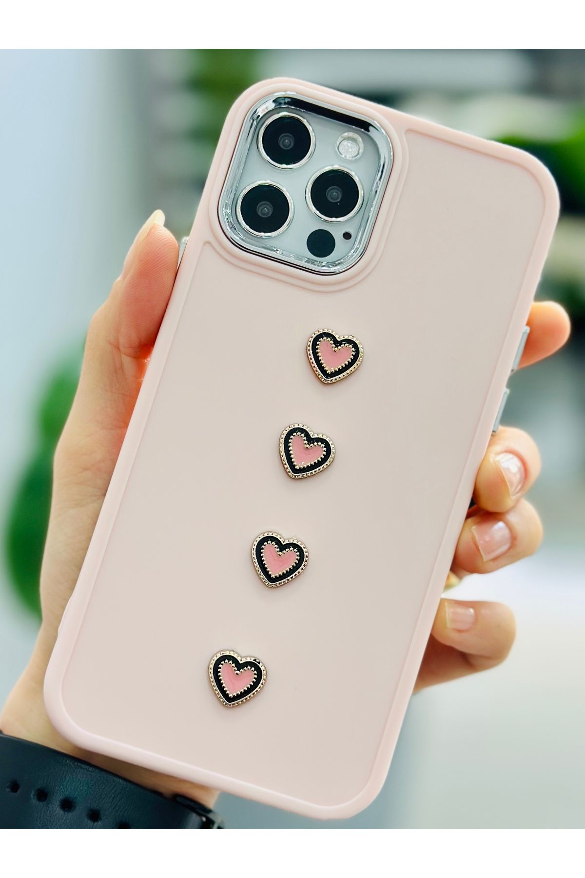 Go Aksesuar-حافظة سيليكون مرنة متوافقة مع هاتف Iphone 12 و12 Pro مع 4 ألعاب بتصميم قلب وردي 4