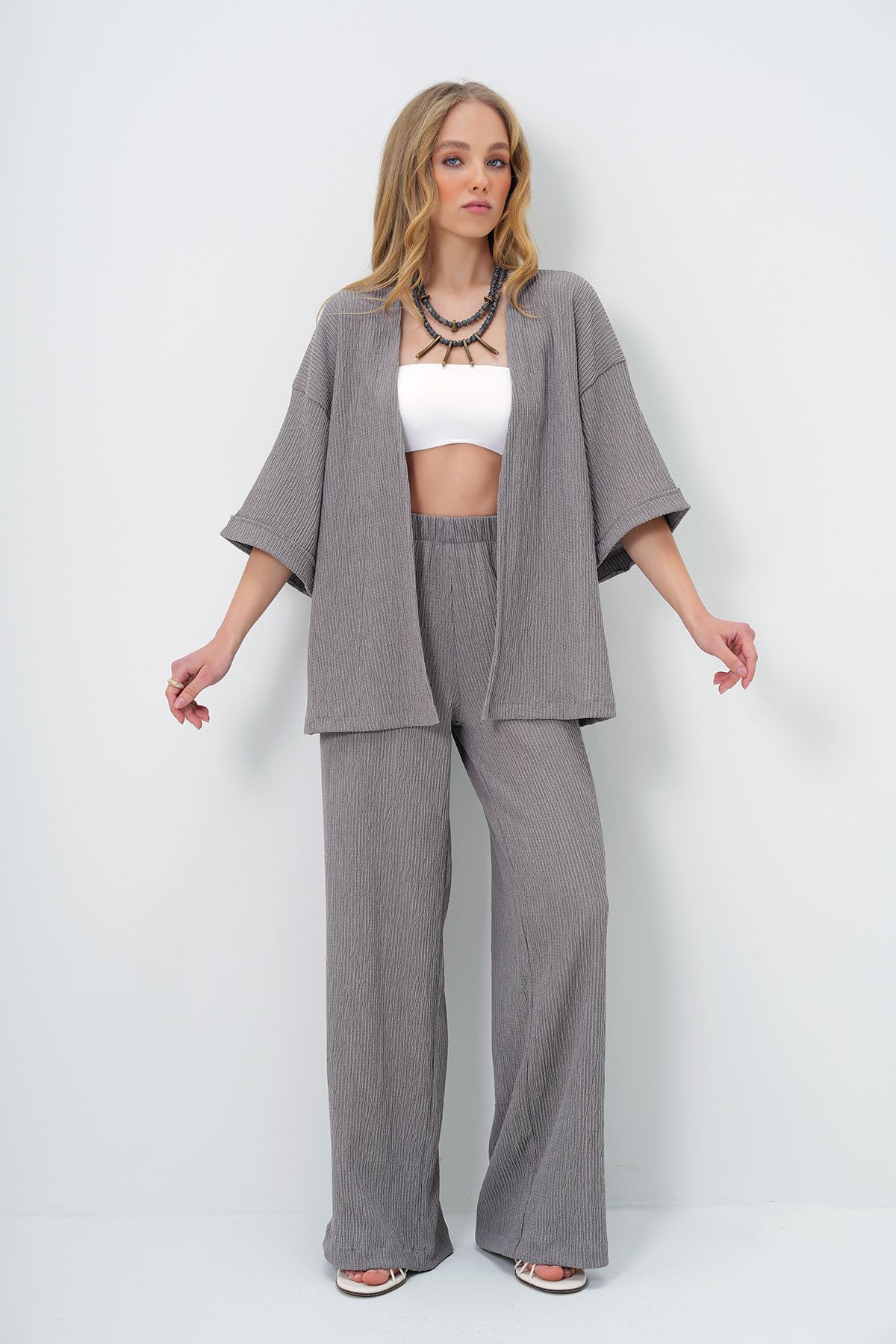 complete the look image